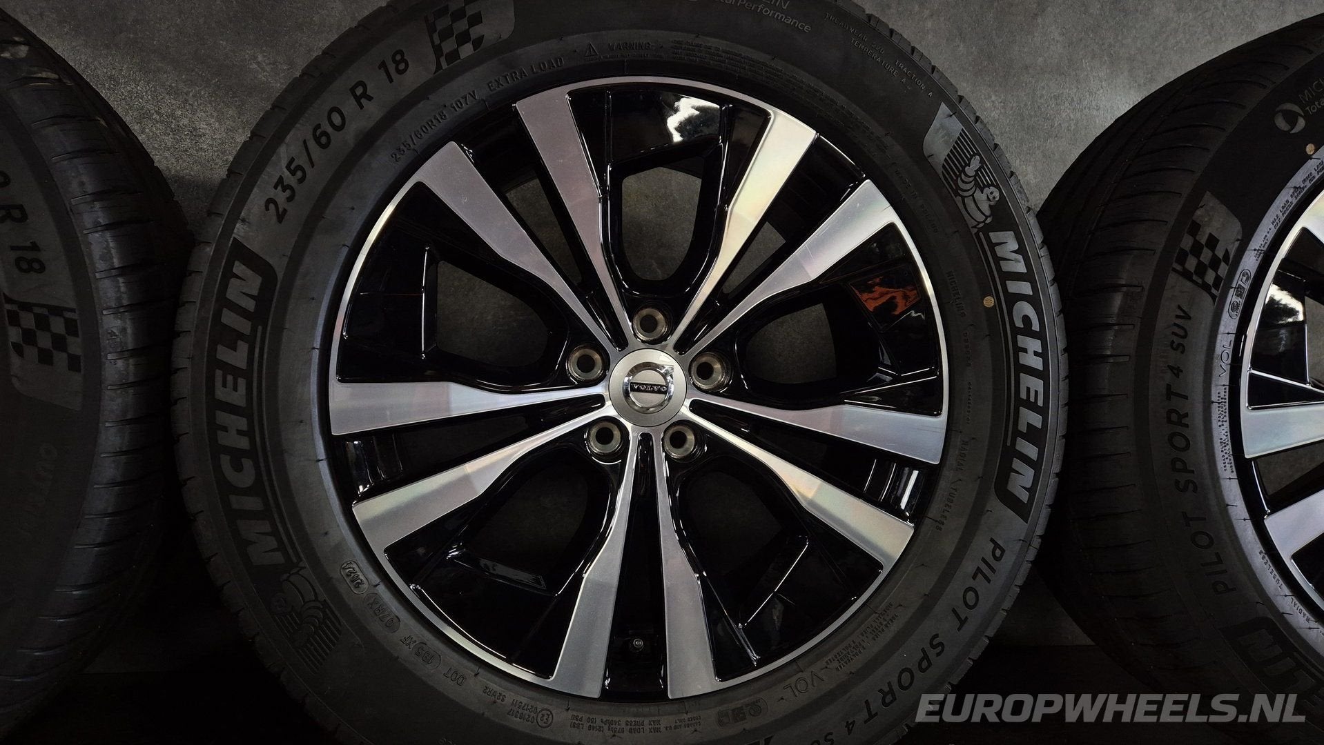 18 inch Volvo XC60 velgen Michelin zomerbanden, Auto-onderdelen, Banden en Velgen, 18 inch, Gebruikt, -, -