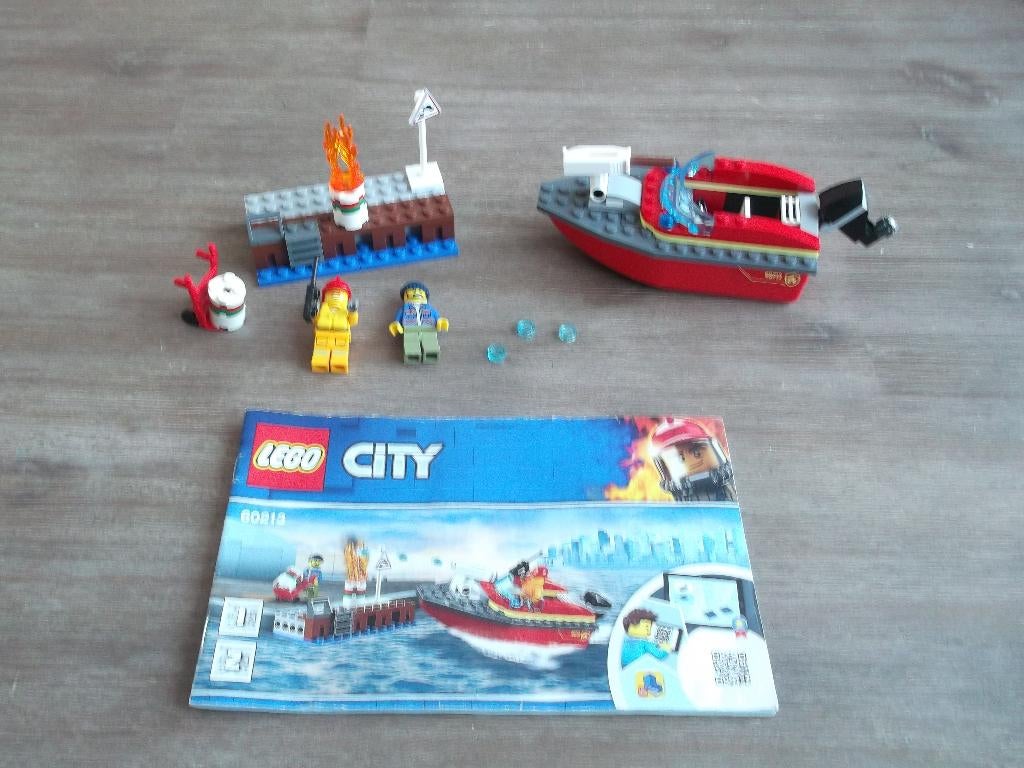lego brandweer 60213 dock side fire (2019), Ophalen of Verzenden, Gebruikt, Complete set, Lego
