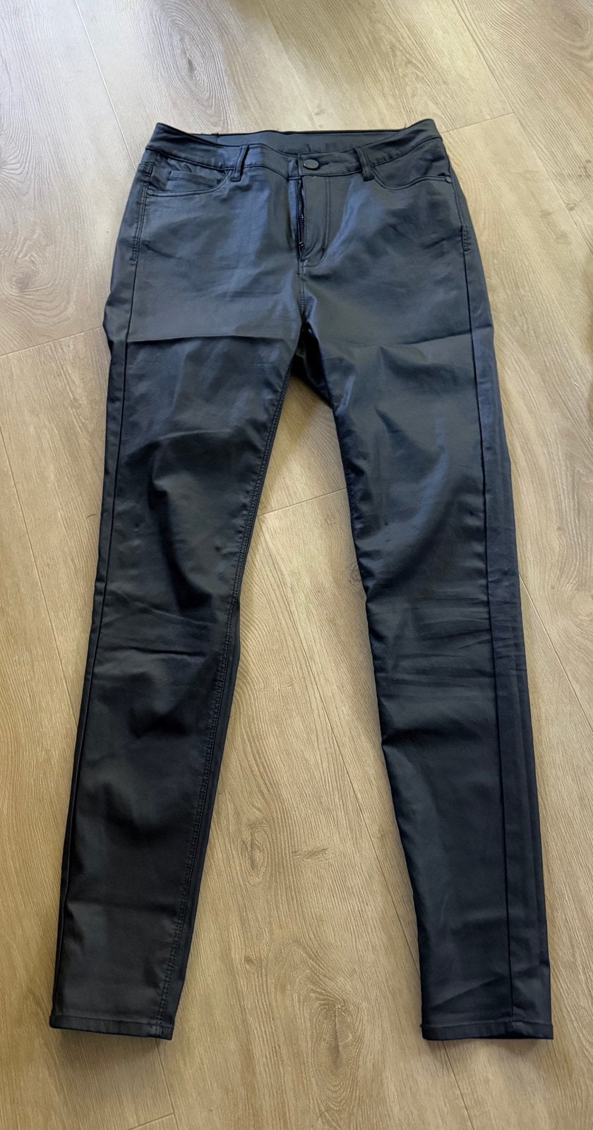 Diverse Dames broeken korte en lange modellen mt 42, Kleding | Dames, Ophalen, Zo goed als nieuw, Maat 42/44 (L), Kort