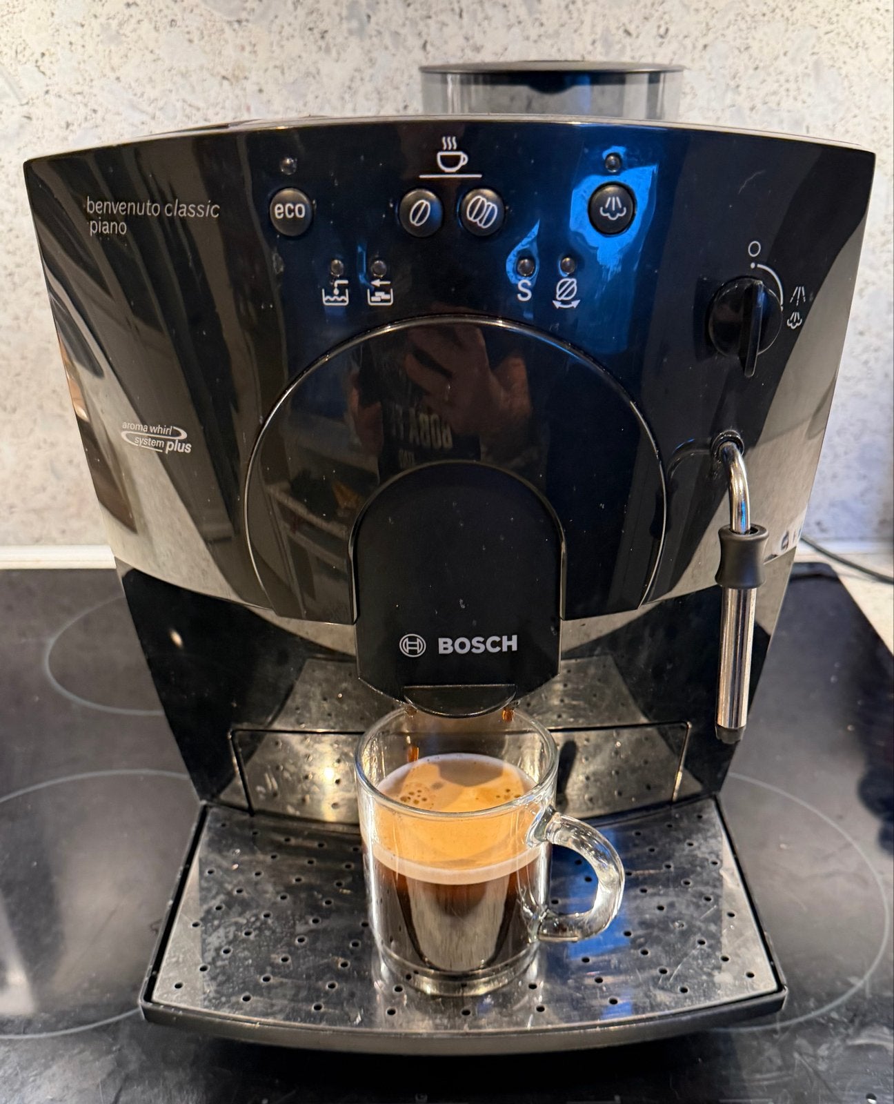Bosch Benvenuto Classic Piano Espresso Apparaat, Afneembaar waterreservoir, Gebruikt, Espresso apparaat, 2 tot 4 kopjes