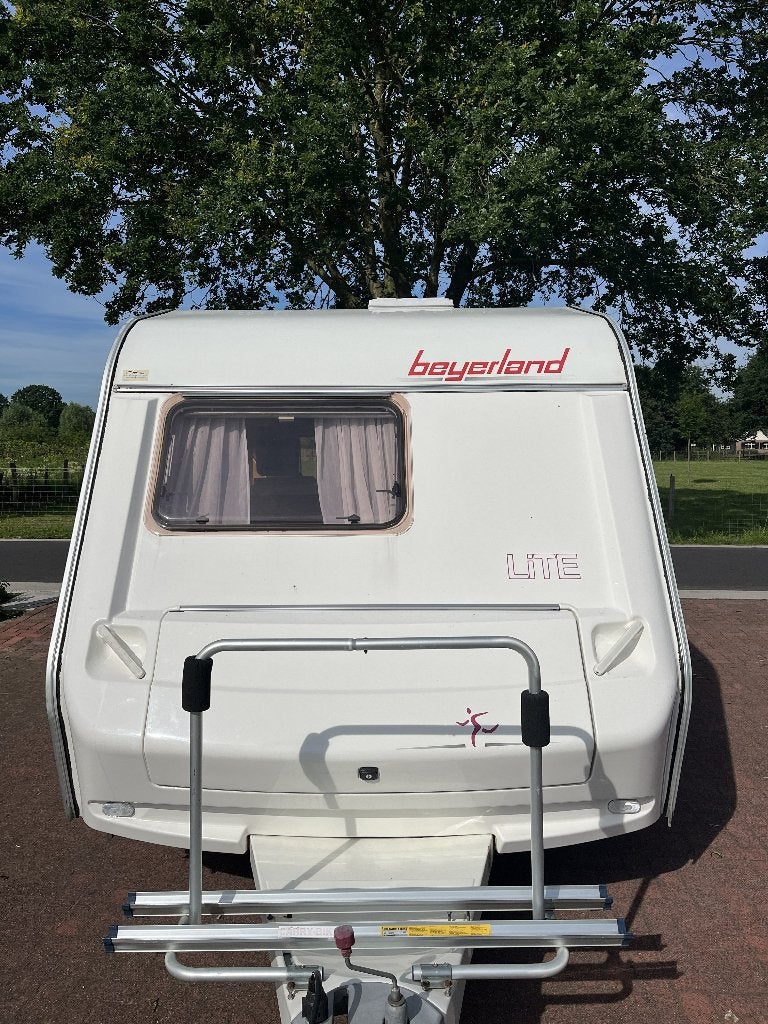 Lichtgewicht Beyerland Sprinter 440 LB Frans lengtebed, Caravans en Kamperen, Caravans, Treinzit, 750 - 1000 kg, Schokbreker, 4 tot 5 meter