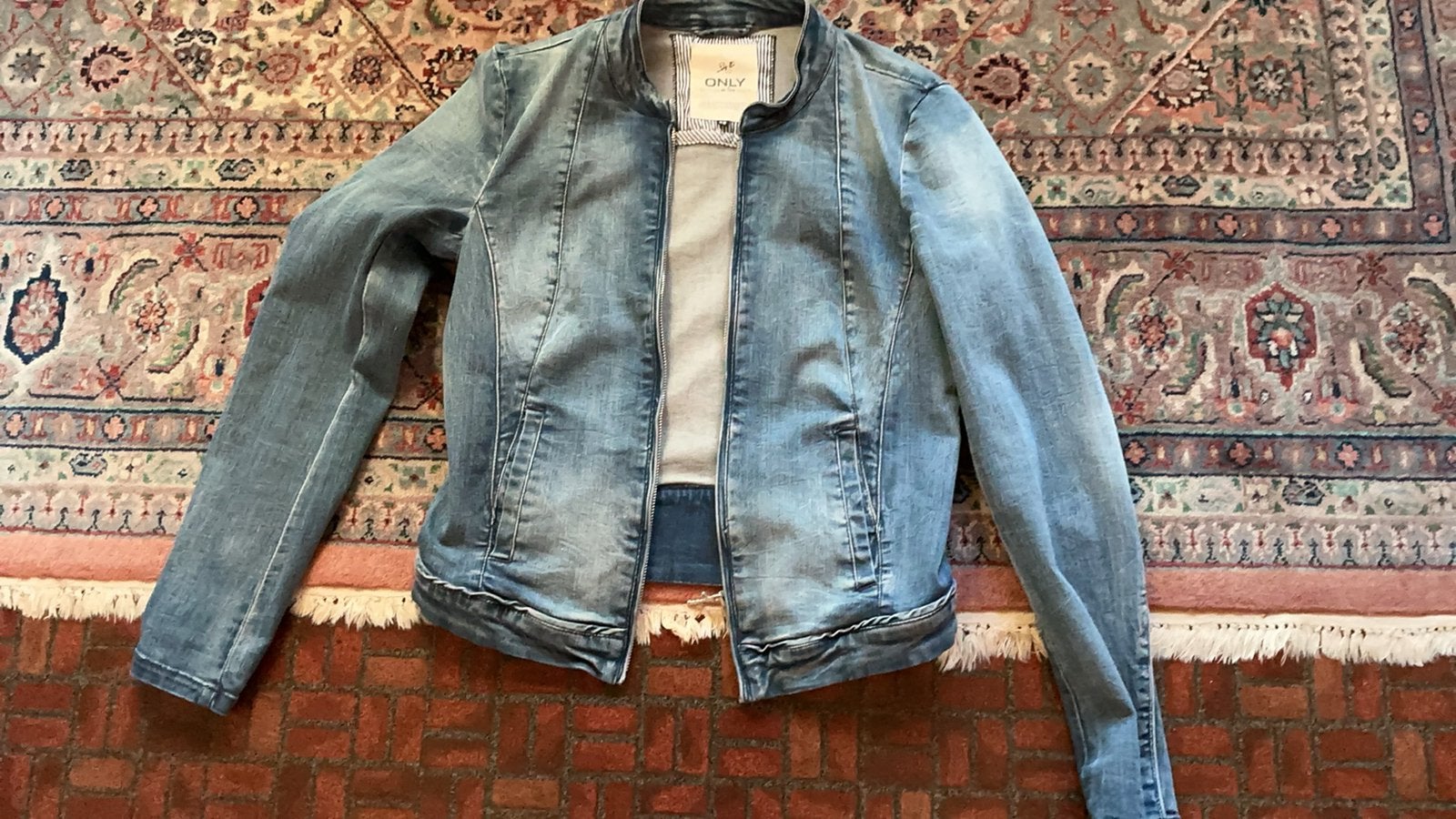 Goede spijkerjas, Ophalen of Verzenden, Zo goed als nieuw, Maat 38/40 (M), Blauw