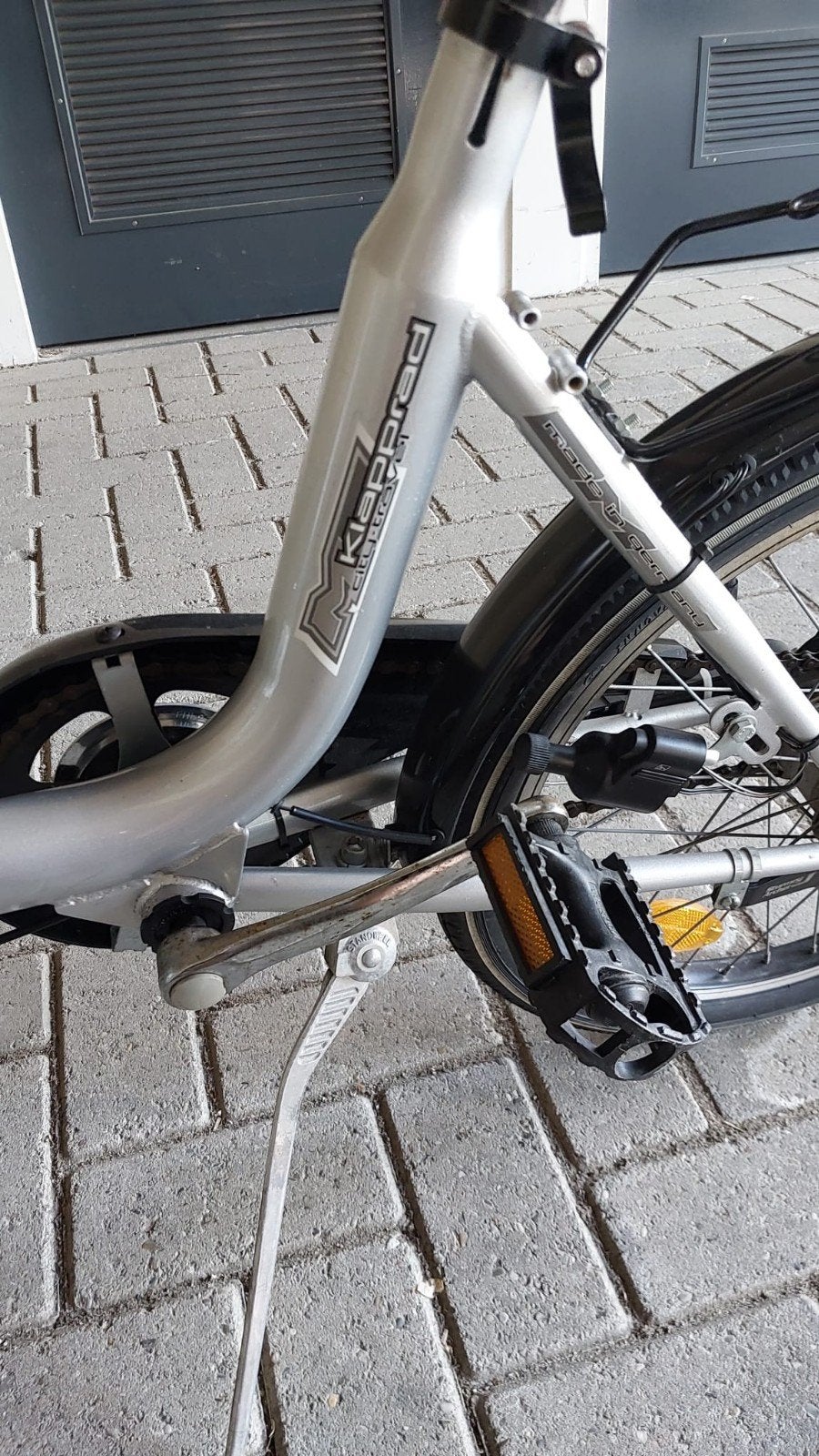 Vouwfiets (gereserveerd), Ophalen