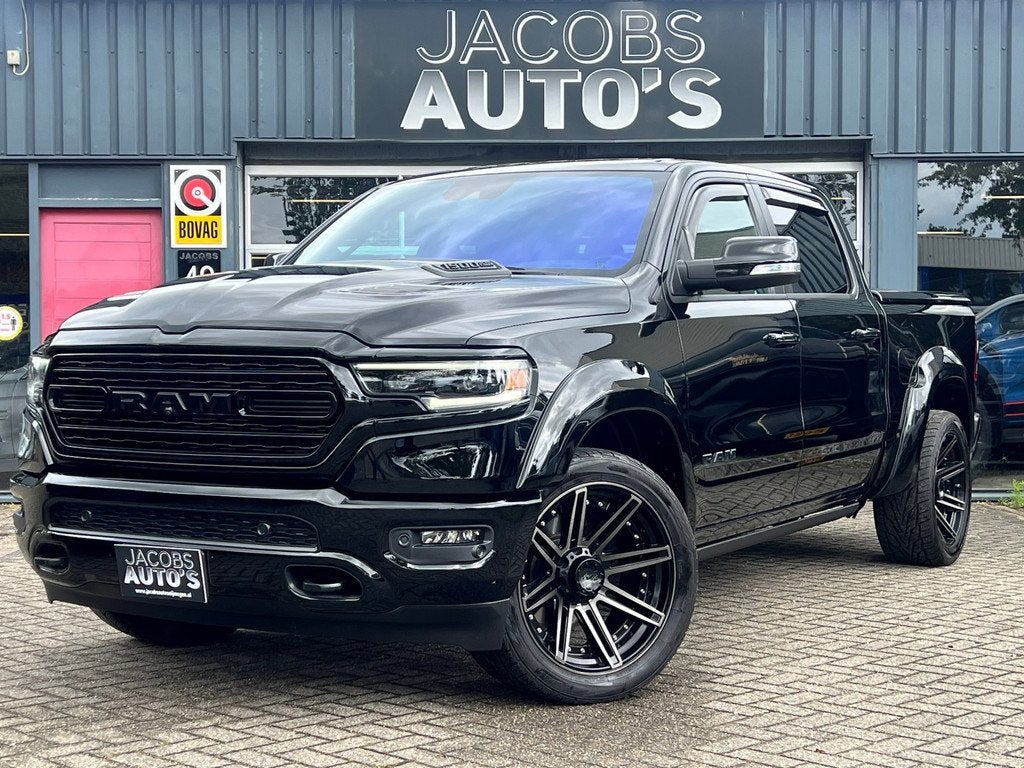 Dodge Ram 1500 5.7 V8 4x4 Crew Cab Limited wide body, Gebruikt, 5654 cc, Zwart, Bedrijf