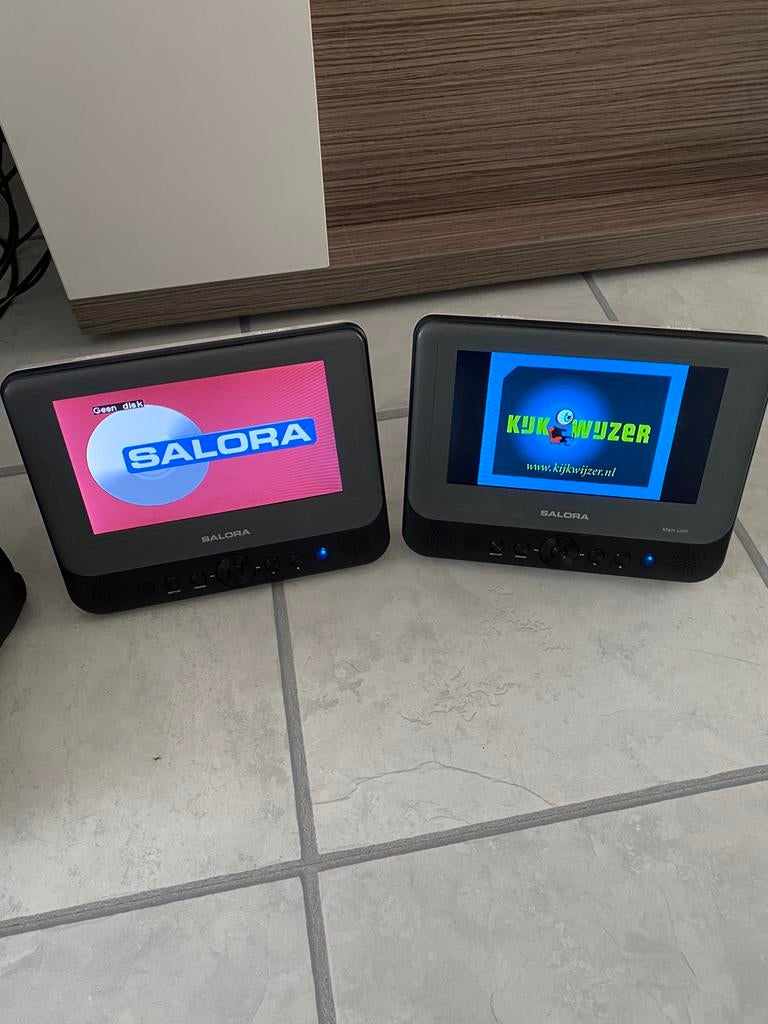 Portable dvd speler met 2 schermen, Audio, Tv en Foto, Dvd-spelers, Ophalen of Verzenden, Zo goed als nieuw, Overige merken