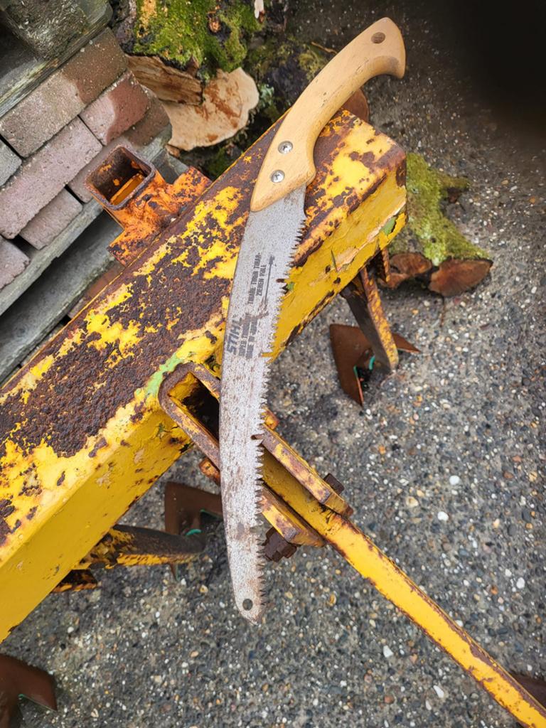 Stihl takkenzaag, Ophalen, Gebruikt, Takkenzaag