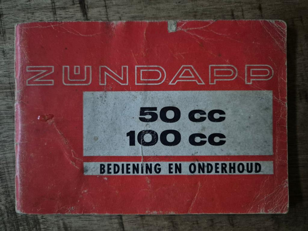 Zundapp Instructieboekje 50cc 100cc Bediening en Onderhoud, Ophalen of Verzenden, Gebruikt, Overige typen