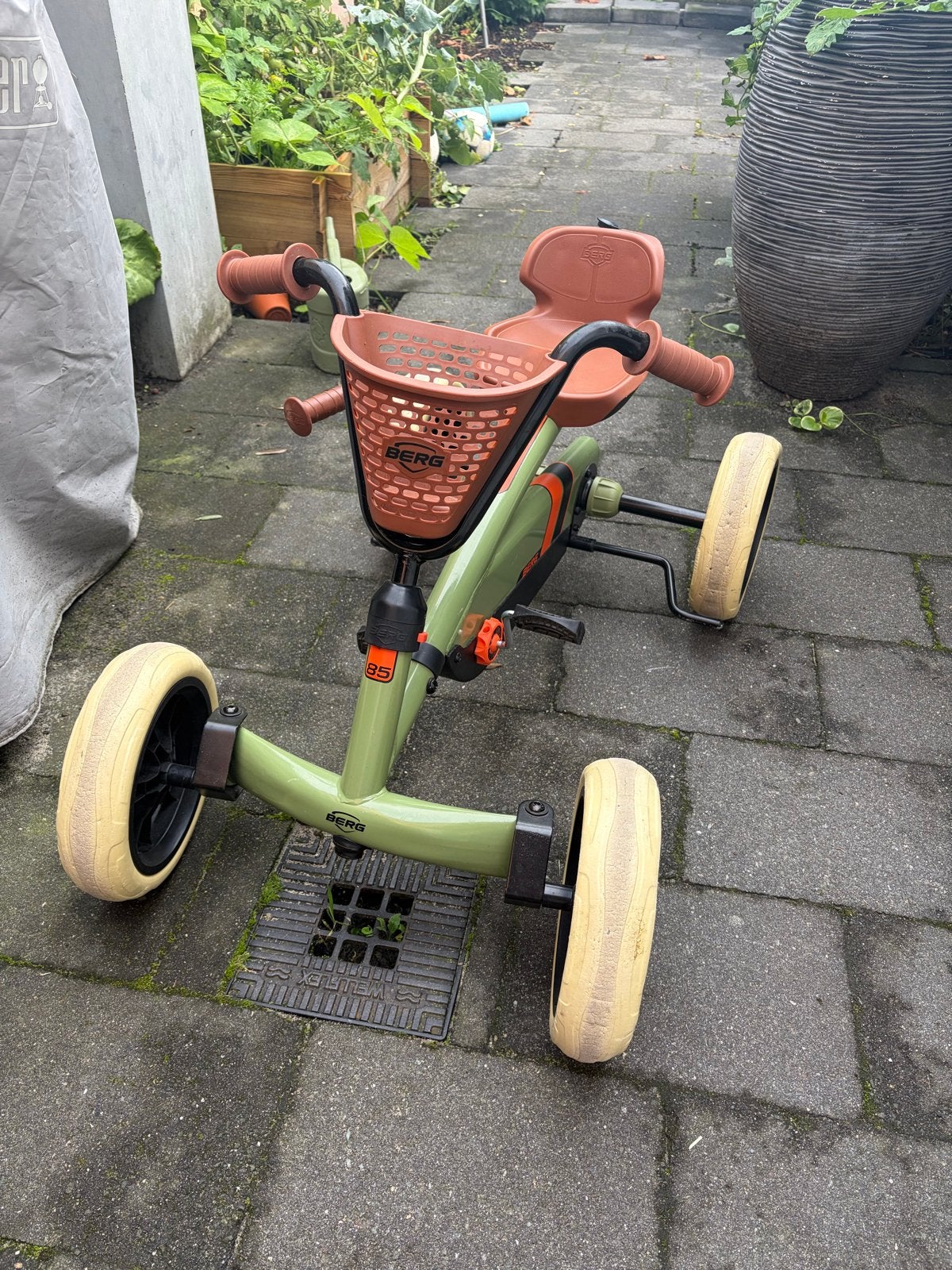 Berg skelter Buzzy Retro met duwstang (2-4 jaar), Ophalen, Gebruikt, Trapvoertuig