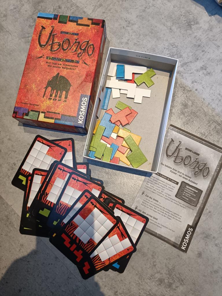 Ubongo bordspel - Uitdagend puzzelplezier, Een of twee spelers, Ophalen of Verzenden, Zo goed als nieuw, Kosmos