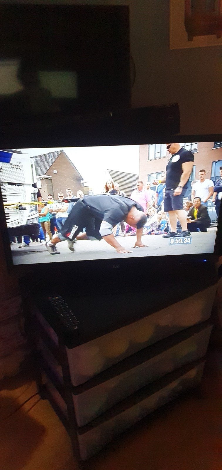 Dual TV met ingebouwde DVD speler en HDMI 32 "  82 cm, Overige merken, Gebruikt, 50 Hz, LCD