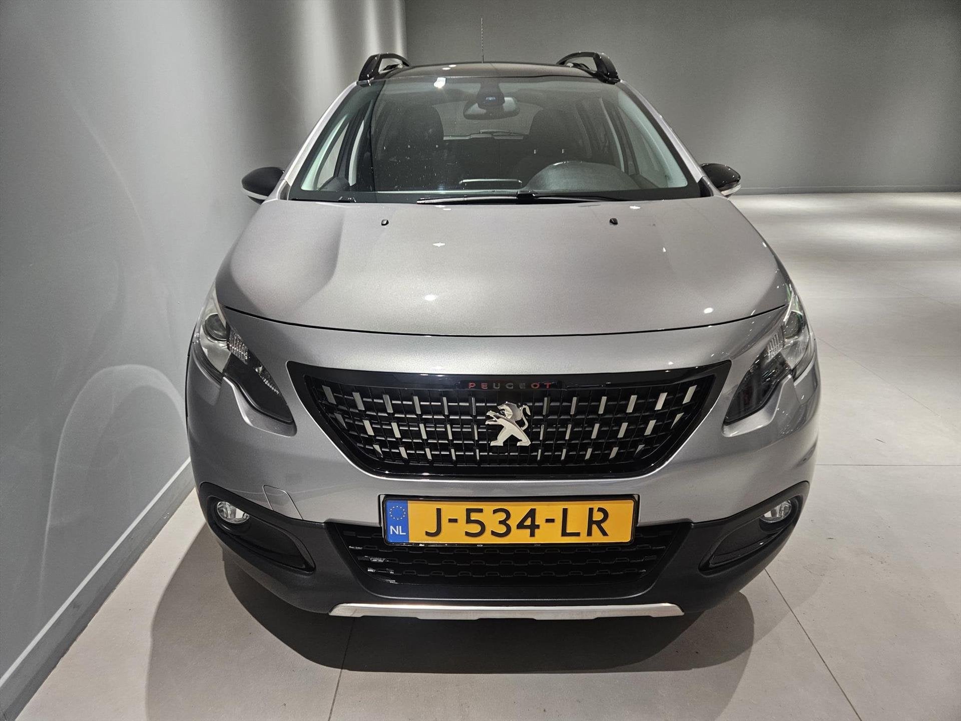 PEUGEOT 2008 1.2 PureTech 110pk GT-Line Pano/ Navi/ Clima/ C, Auto's, Voorwielaandrijving, 12 maanden, 1199 cc, Leder en Stof