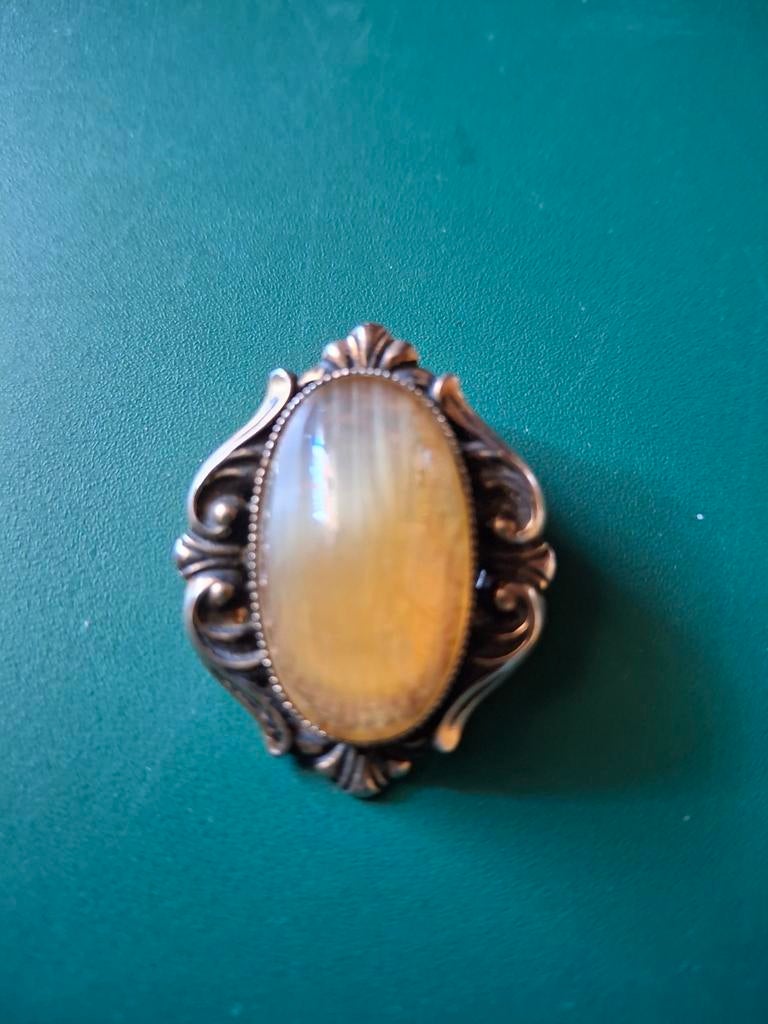 Clipbroche, Ophalen of Verzenden, Overige materialen