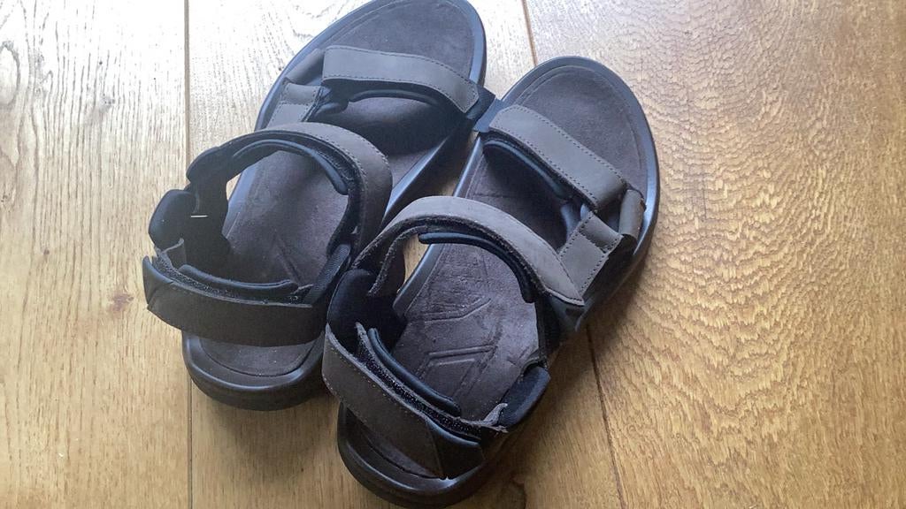 Sandalen, Teva, Terra FI 5 universel leer, Sandalen, Bruin, Nieuw, Ophalen of Verzenden