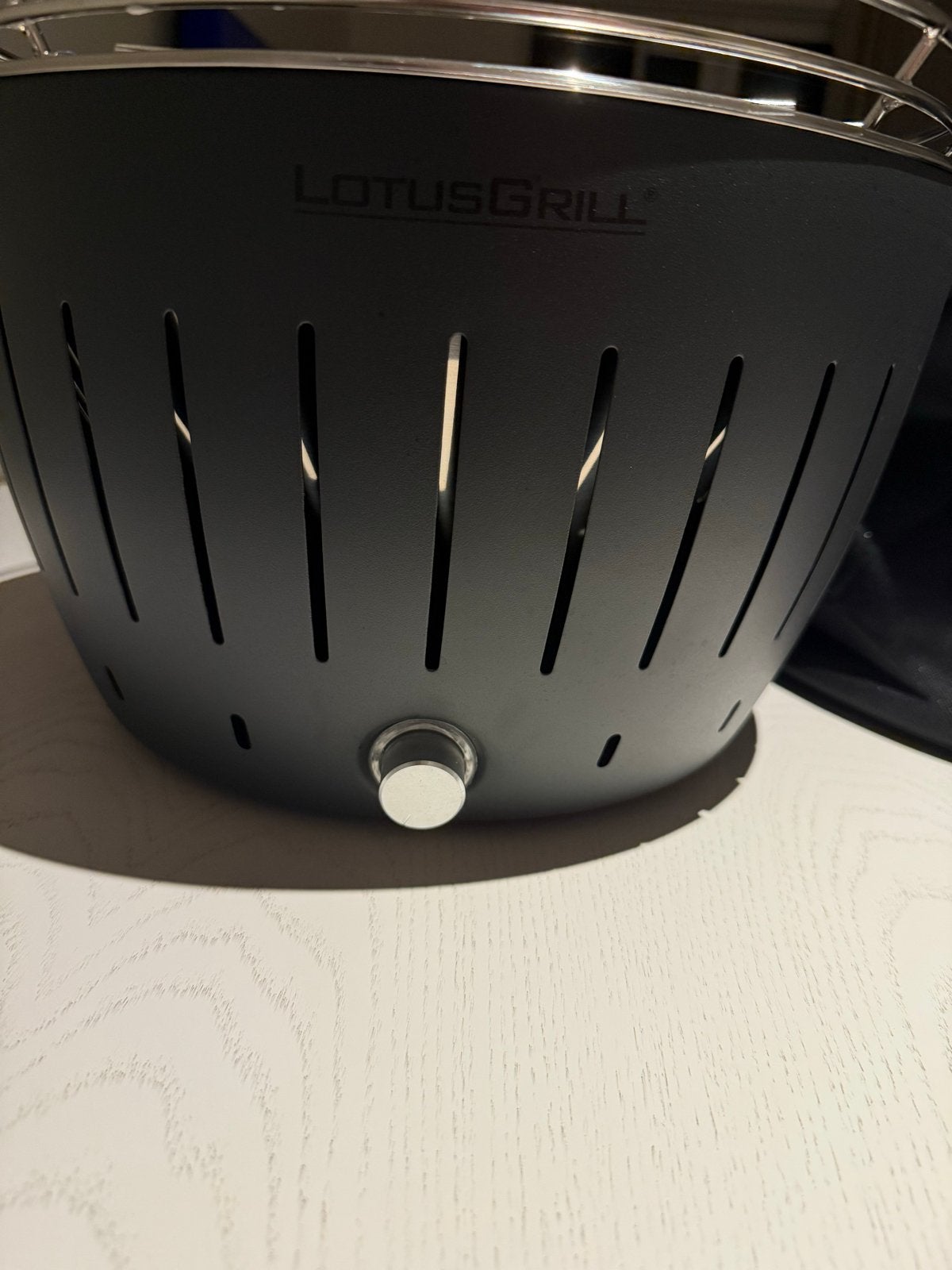 LotusGrill Houtskoolbarbecue - Draagbaar en Rookvrij, Tuin en Terras, Ophalen of Verzenden, Gebruikt