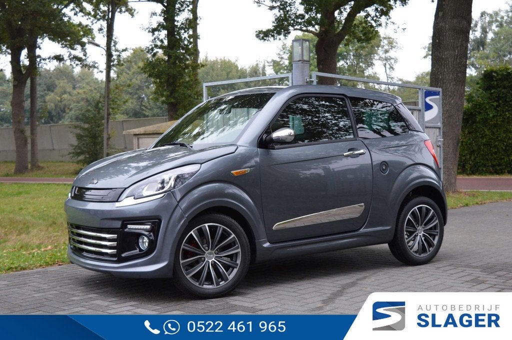 Ligier Brommobiel JS50 L Club | Leder | LM-velgen | Camera, Automaat, Gebruikt, Zwart, Diesel