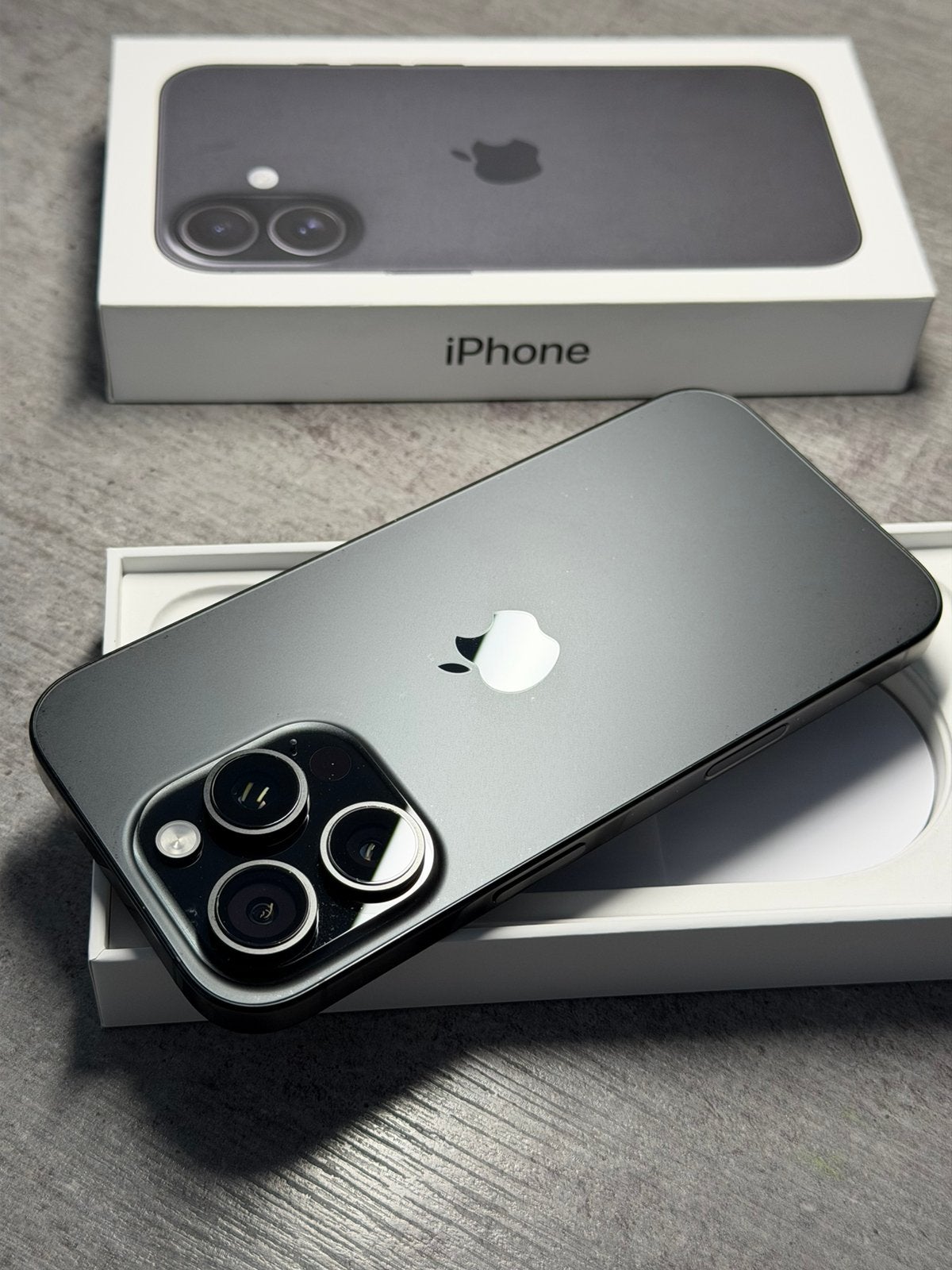  Apple iphone 16 Pro Black Titanuim 128GB Bat 91%, Telecommunicatie, Mobiele telefoons | Apple iPhone, IPhone 16 Pro, Apple, Zwart