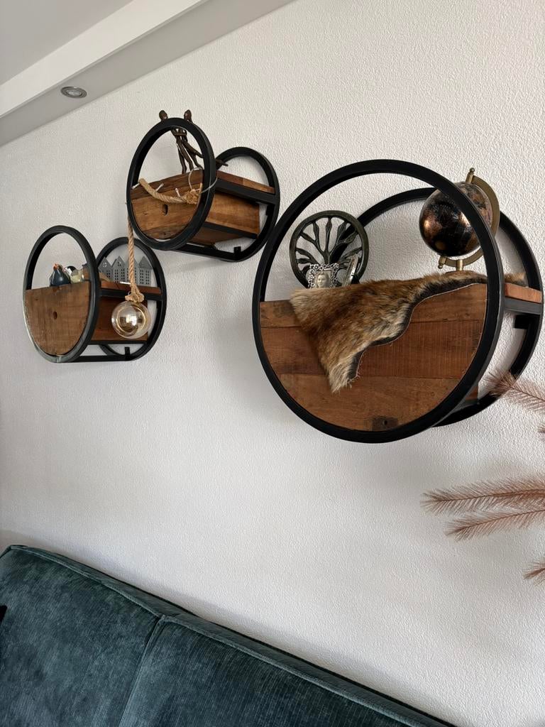 Leuke industriële woon accessoires voor aan de muur, Ophalen, Zo goed als nieuw