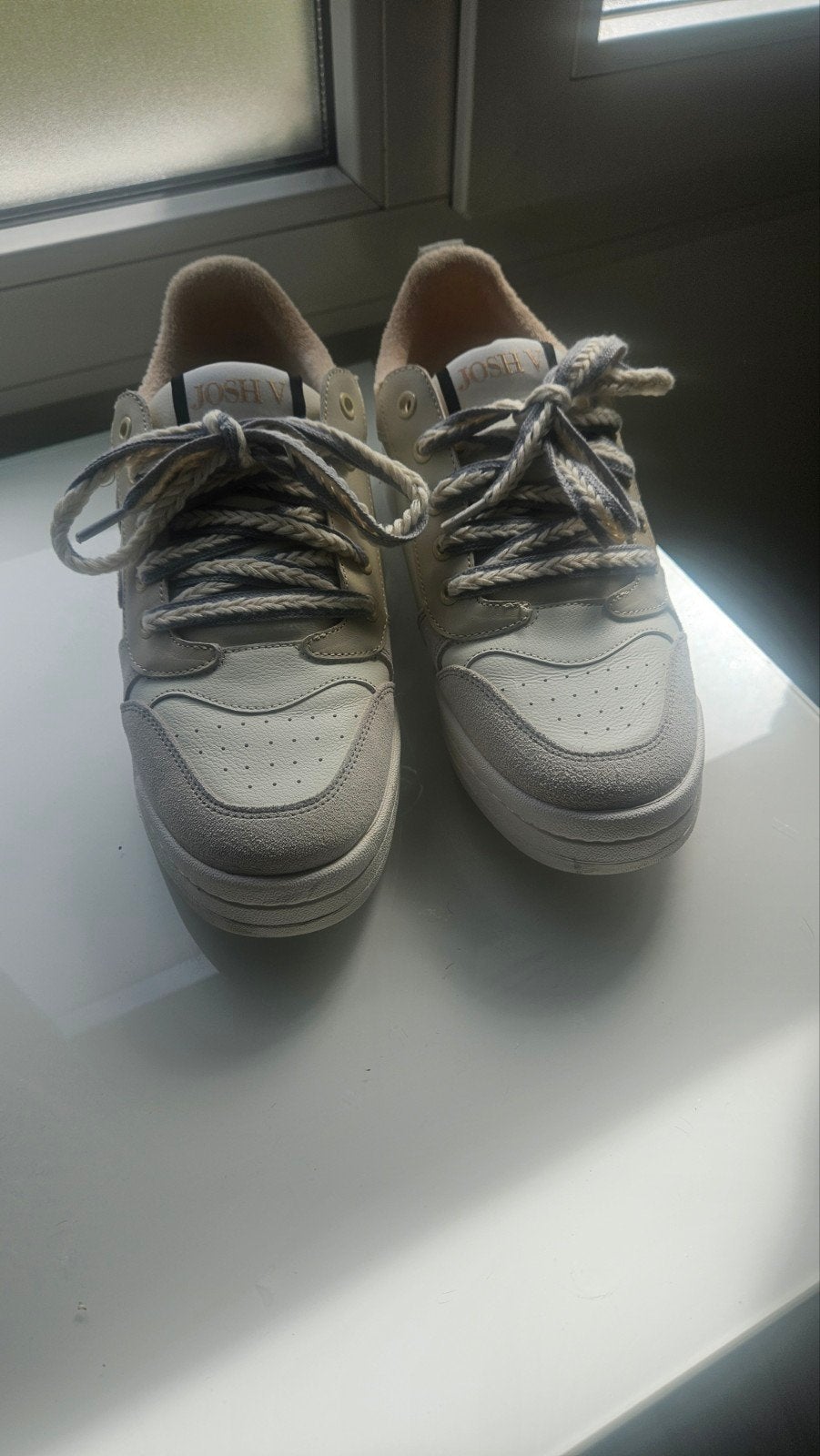 Josh V Sneakers Maat 40 - Zo goed als nieuw, Beige, Ophalen of Verzenden, Josh V, Sneakers of Gympen