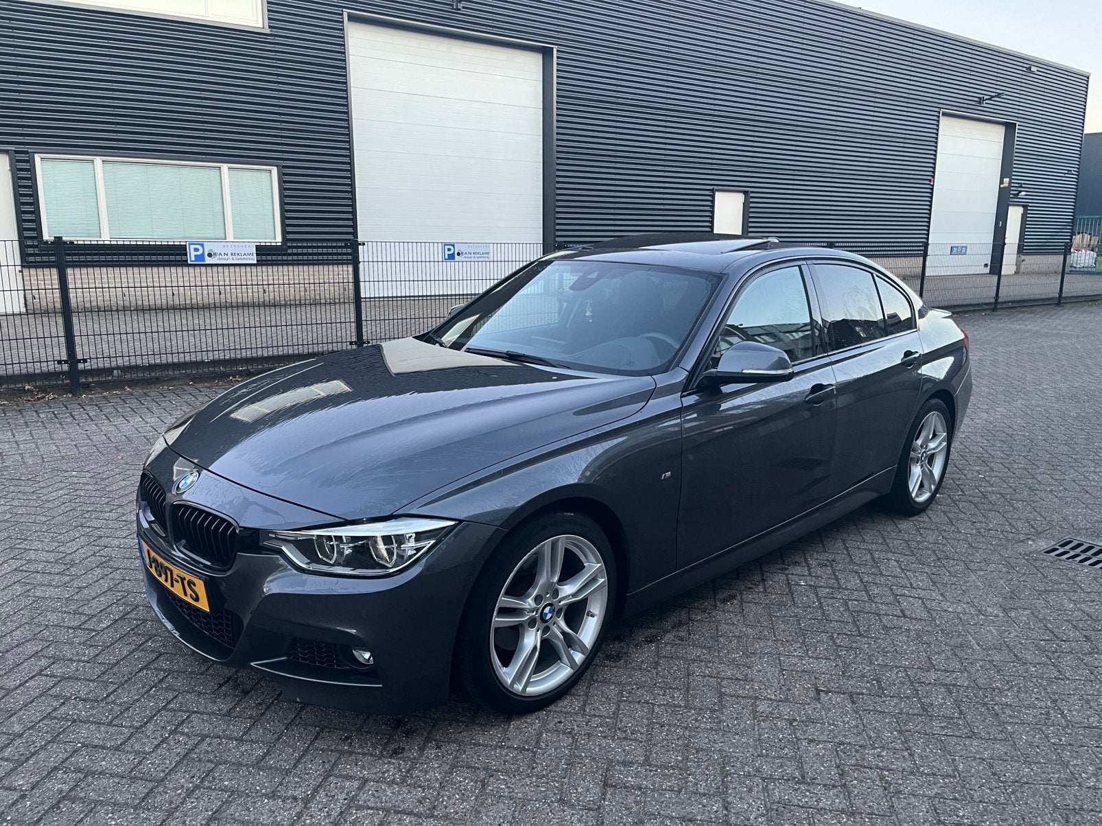 BMW 3-Serie 320d 190pk Aut 2017 Grijs, Automaat, 745 kg, Achterwielaandrijving, Euro 6