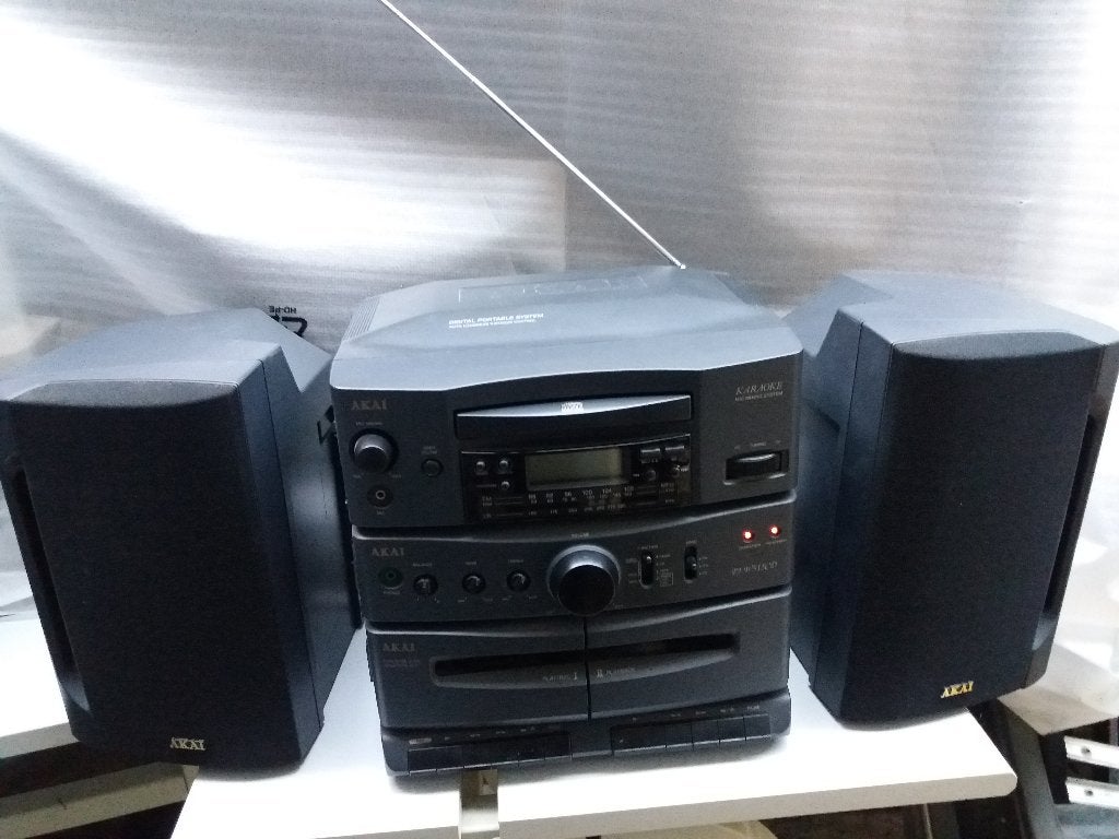 Akai PJ-W515CD Stereo setje met boxen, Ophalen of Verzenden, Tuner of Radio, Akai, Draagbaar