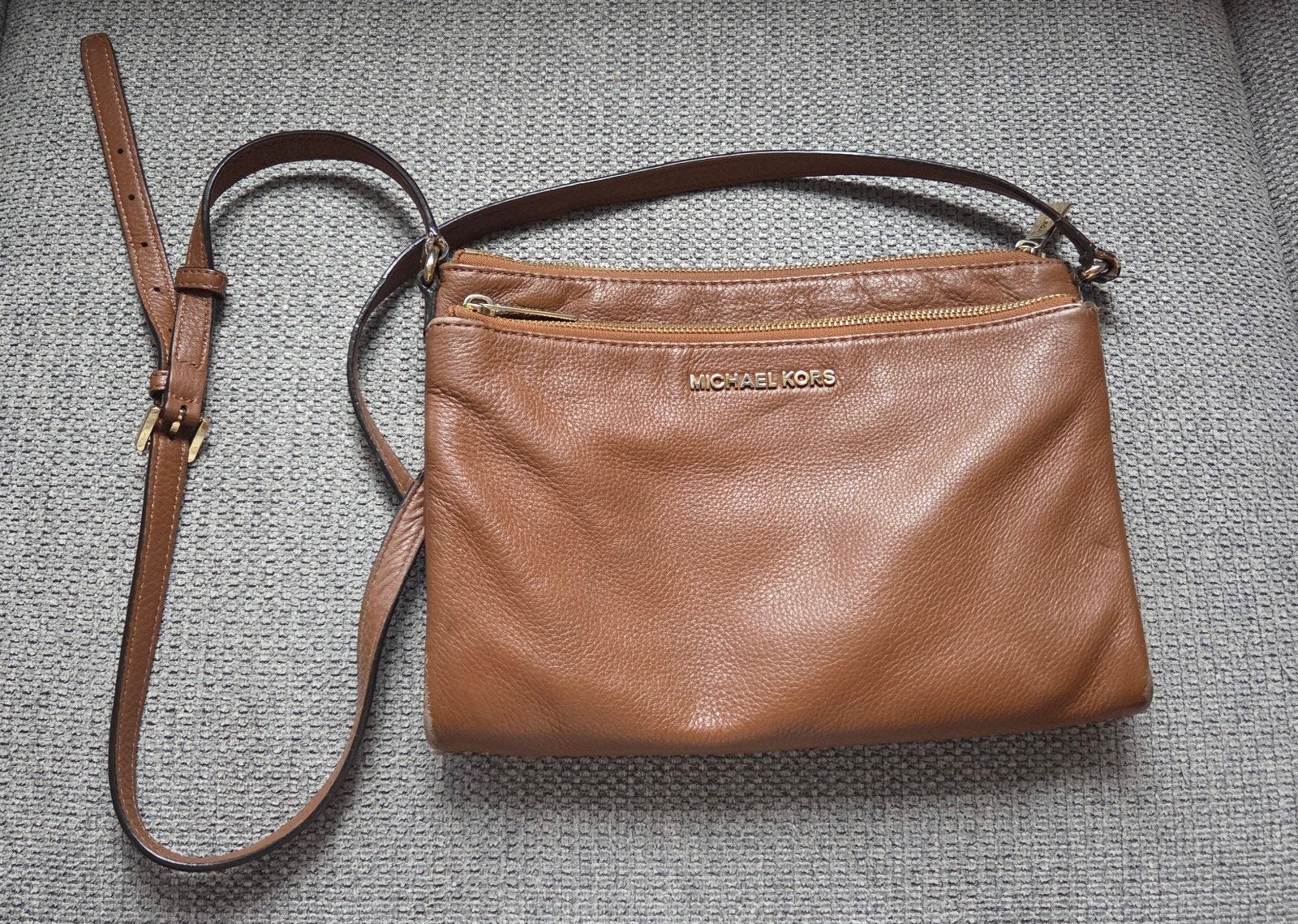 Michael Kors Schoudertasje - cognac, Ophalen of Verzenden, Gebruikt, Bruin, Schoudertasje