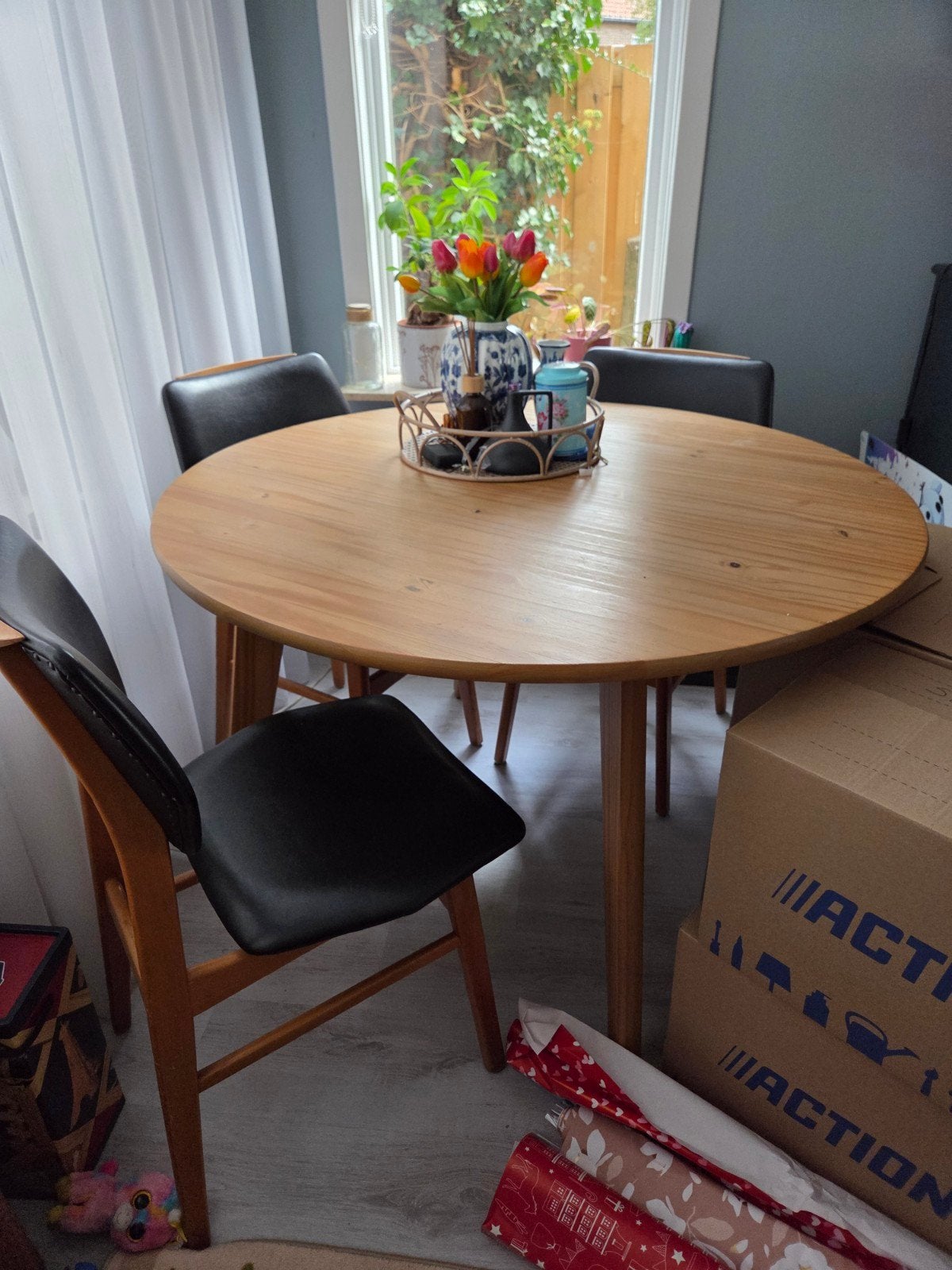 eettafel (stoelen zijn gereserveerd), Ophalen, Gebruikt, 100 tot 150 cm, 50 tot 100 cm