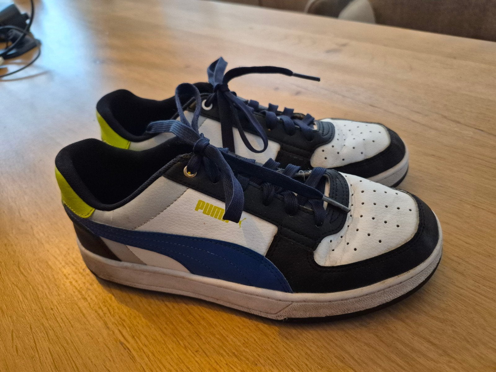 Puma sneakers maat 39 - Zo goed als nieuw, Puma, Schoenen, Ophalen of Verzenden, Zo goed als nieuw