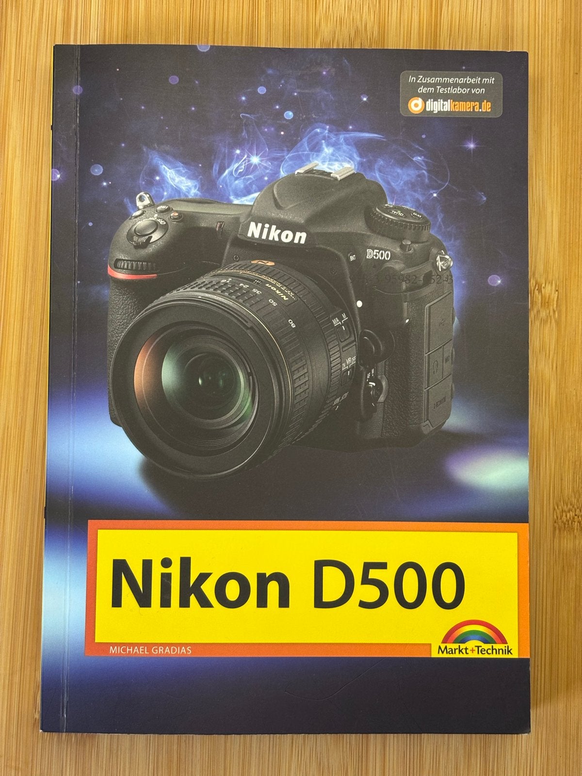 Nikon D500 Boek - duitstalig, Ophalen of Verzenden, Zo goed als nieuw, Fotografie algemeen