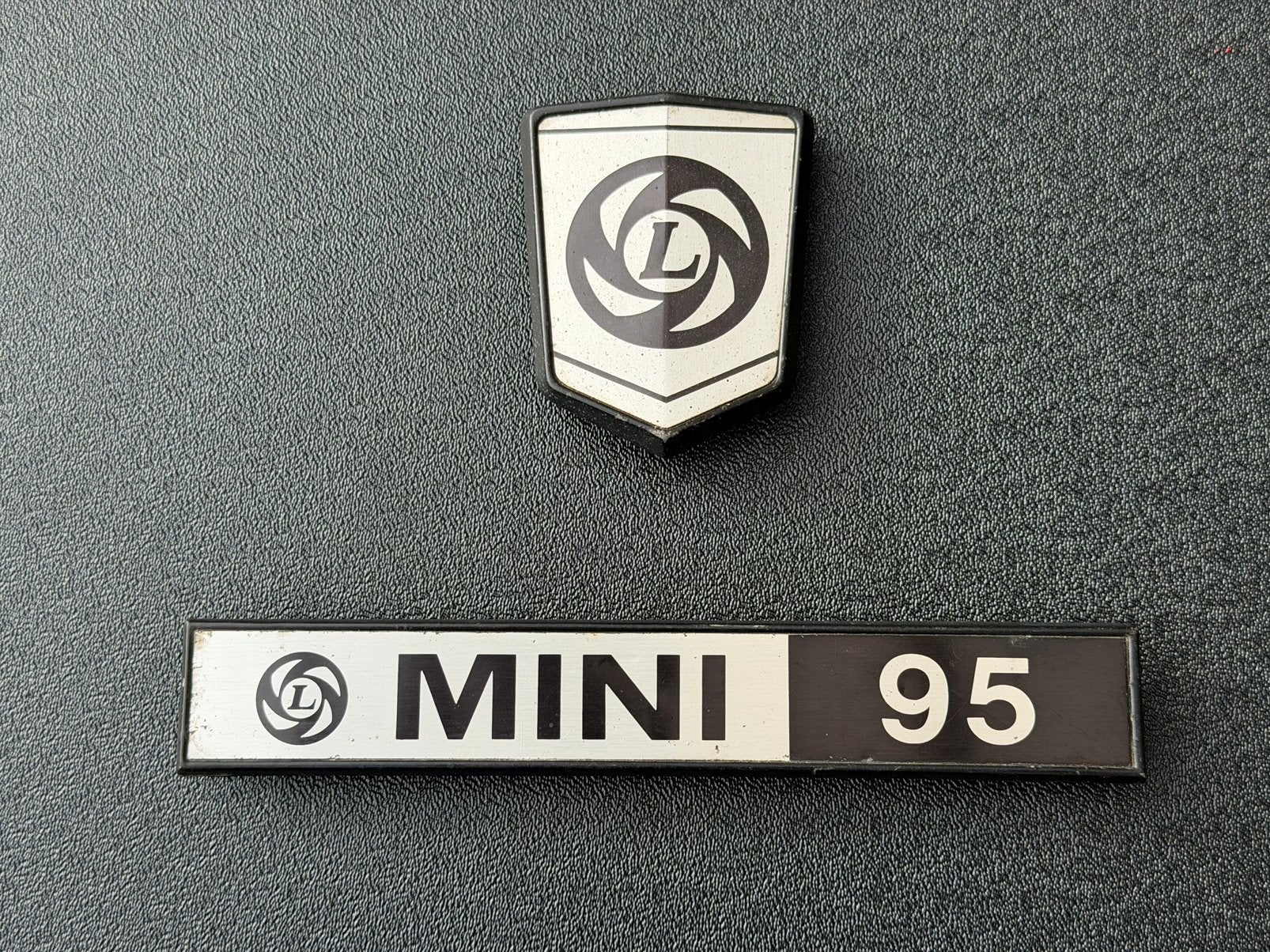 Classic Mini Badge (Mini Van), Ophalen of Verzenden, Gebruikt