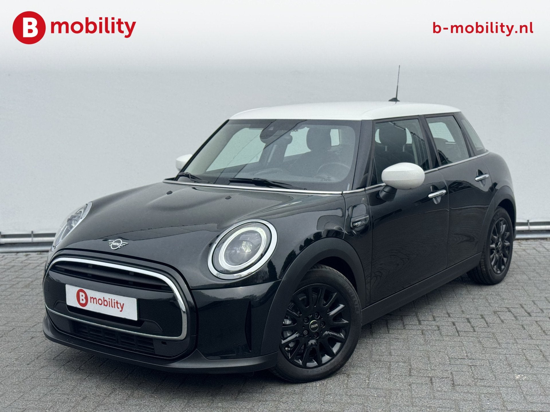 MINI Cooper 1.5 Camden Edition 5-Drs Automaat Apple CarPlay, Gebruikt, Zwart, Origineel Nederlands, Bedrijf