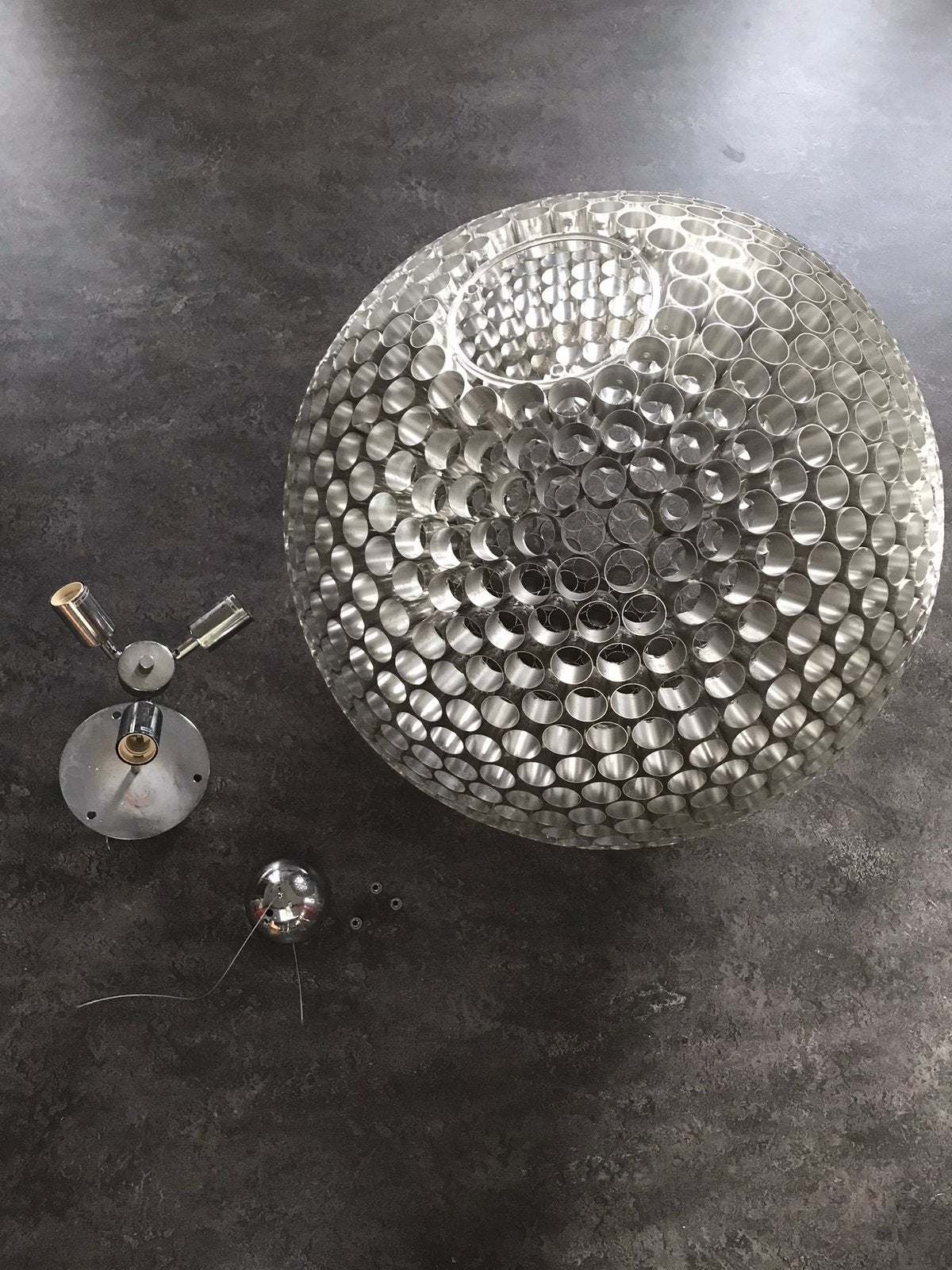Kenwell  Grote hanglamp, Ophalen, Gebruikt, Metaal