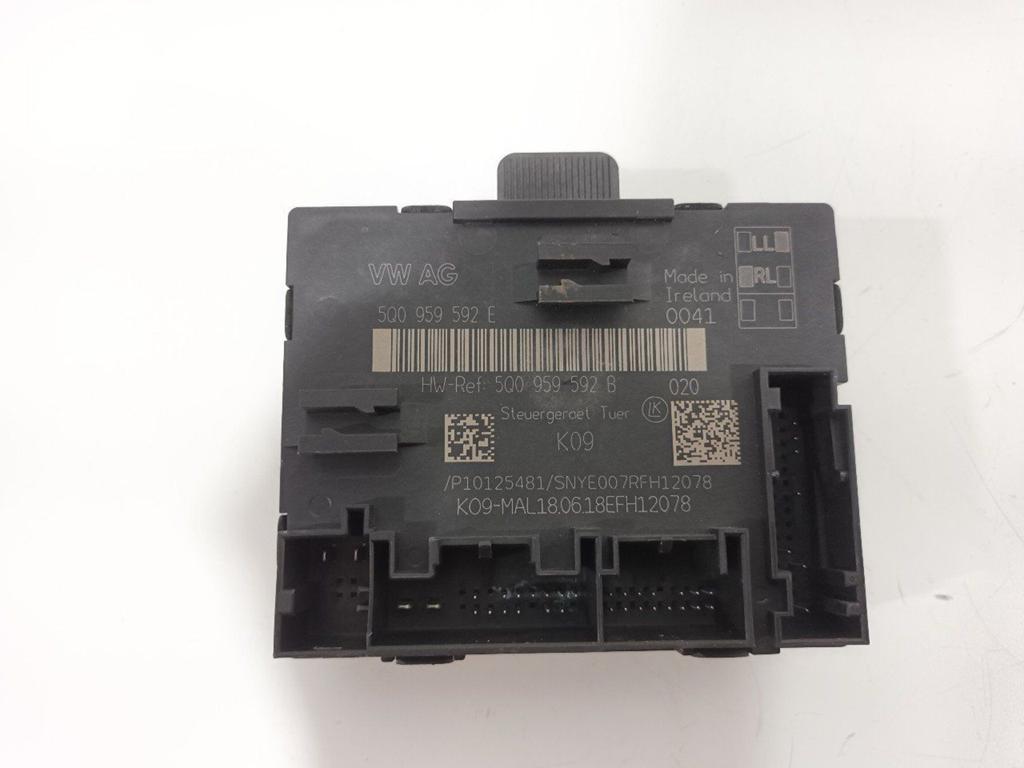 Computer centrale vergrendeling Volkswagen Golf, Auto-onderdelen, Onderdelen@venauto.nl, Van der Ven Autorecycling B.V., Gebruikt