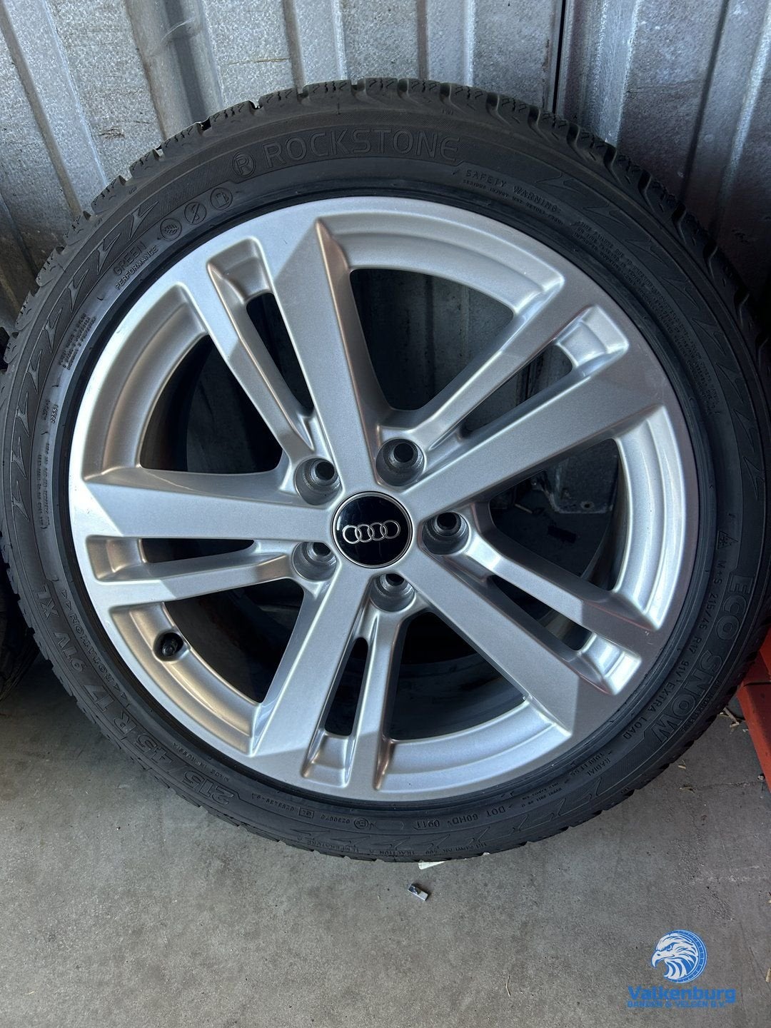 6mm! Originele Audi A3 17 inch velgen 5x112 winterbanden 215, Auto-onderdelen, Banden en Velgen, -, -, Banden en Velgen, 17 inch
