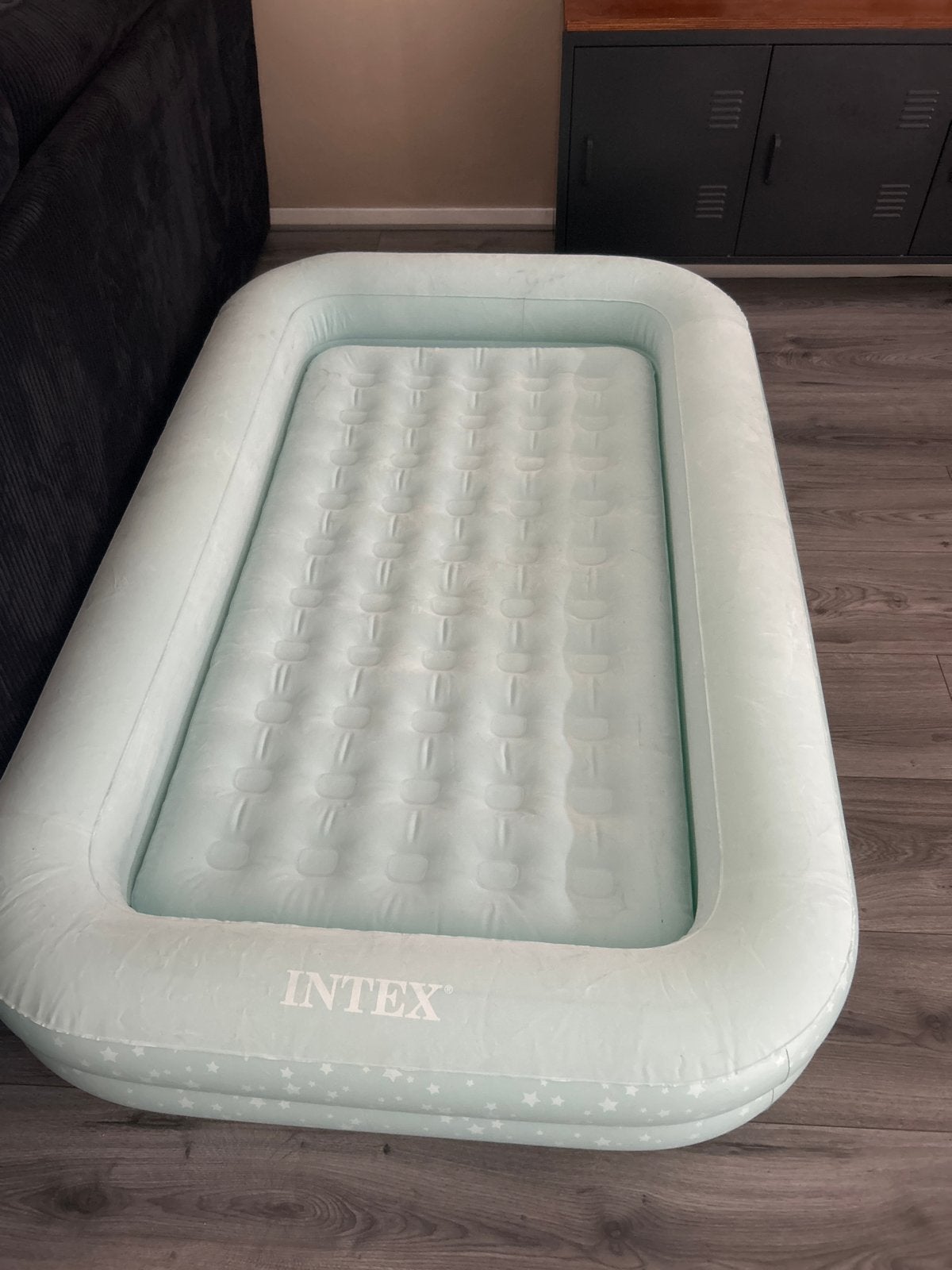 Intex Kids Travel bed met handpomp, Ophalen, Zo goed als nieuw, 1-persoons