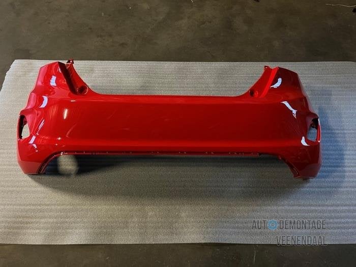Achterbumper van een Ford Fiesta (RACE RED), -, -, Nieuw, Ophalen of Verzenden