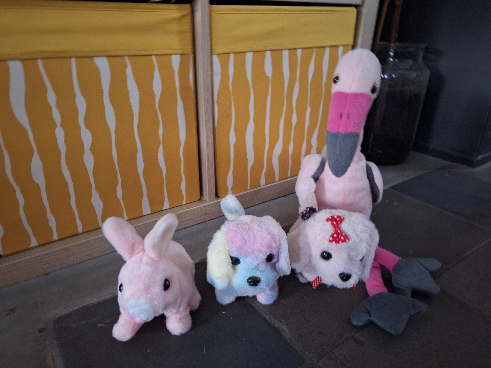 Leuke knuffels: flamingo, konijn en twee hondjes, Gebruikt, Roze, Klein (minder dan 20 cm), Hond
