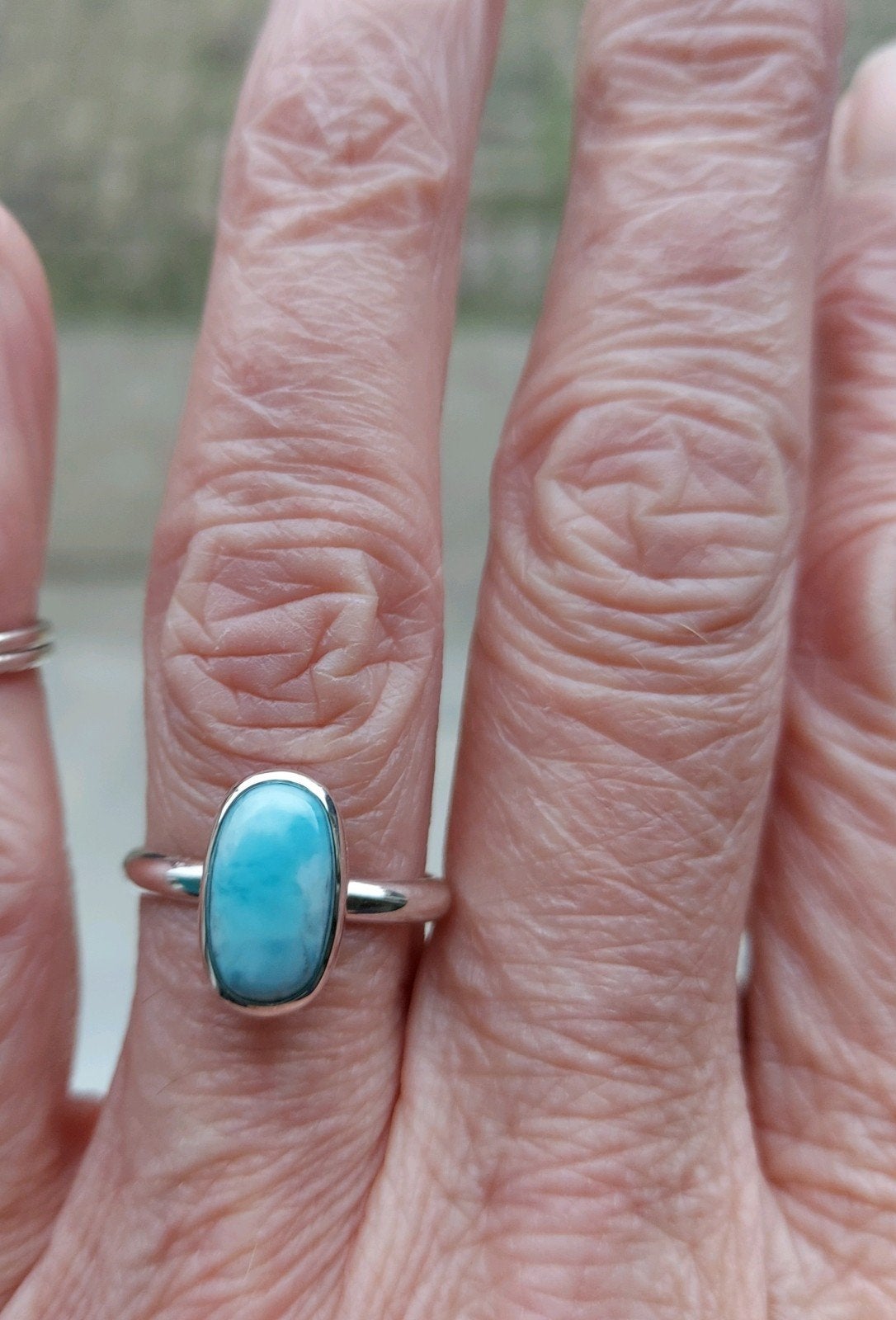 Mooie nieuwe zilveren ring met recht ovale Larimar mt 17, Blauw, Nieuw, Ophalen of Verzenden, 17 tot 18