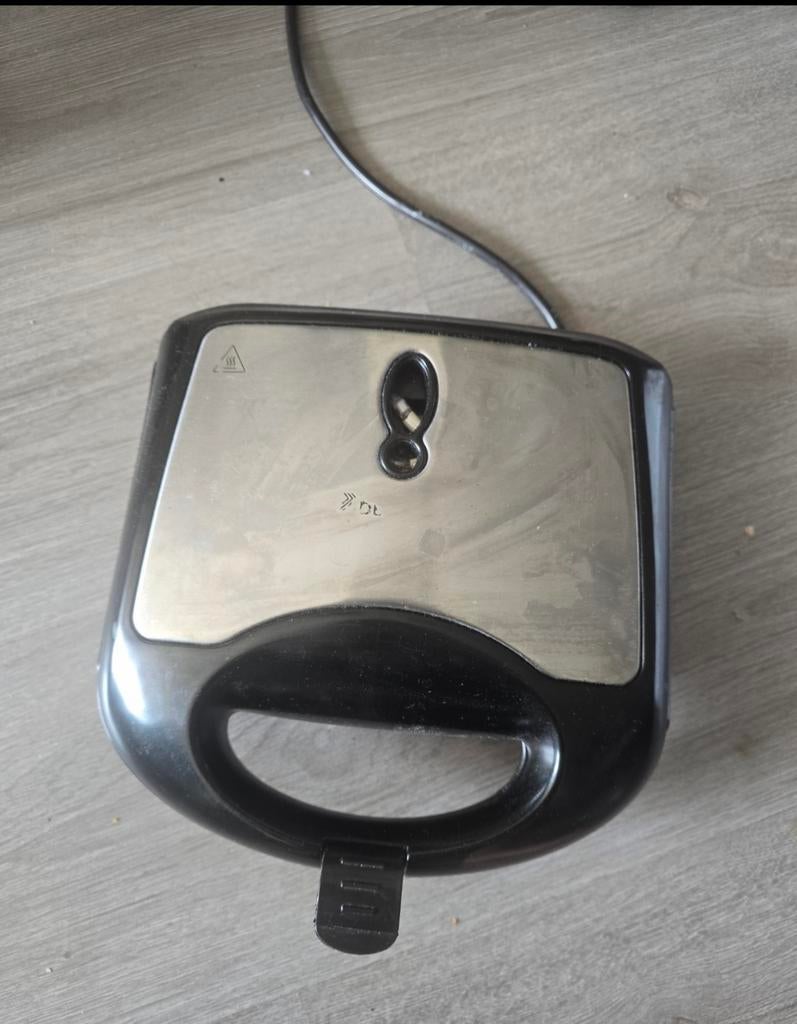 Bread toaster / snack maker / broodrooster, Ophalen
