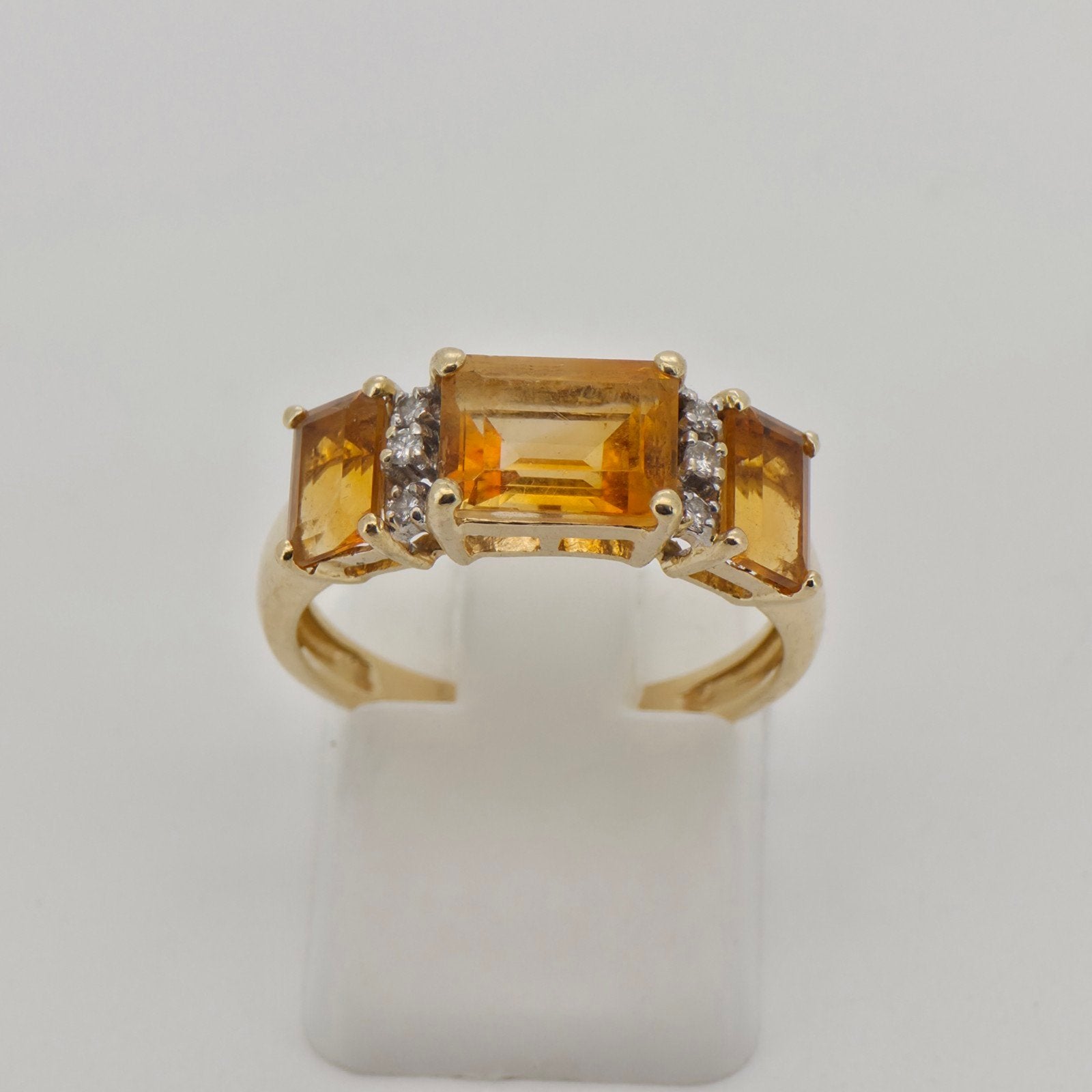 Gouden ring 14k met diamantjes en topaas maat 17, Sieraden, Tassen en Uiterlijk, Ringen, Ophalen of Verzenden, Zo goed als nieuw