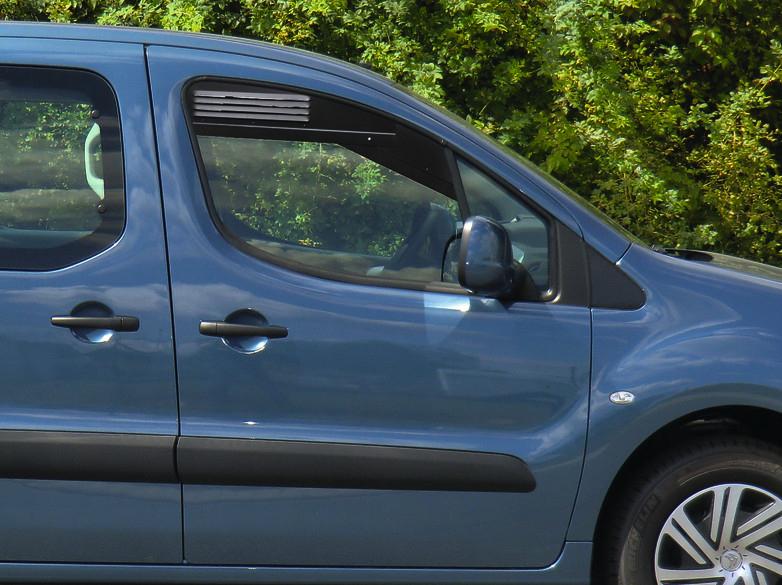 Ventilatierooster set Citroen Berlingo, Peugeot Partner, Buurserstraat 15 A, 7481 EG,Haaksbergen, Ophalen of Verzenden, Info@123CamperOnderdelen.nl