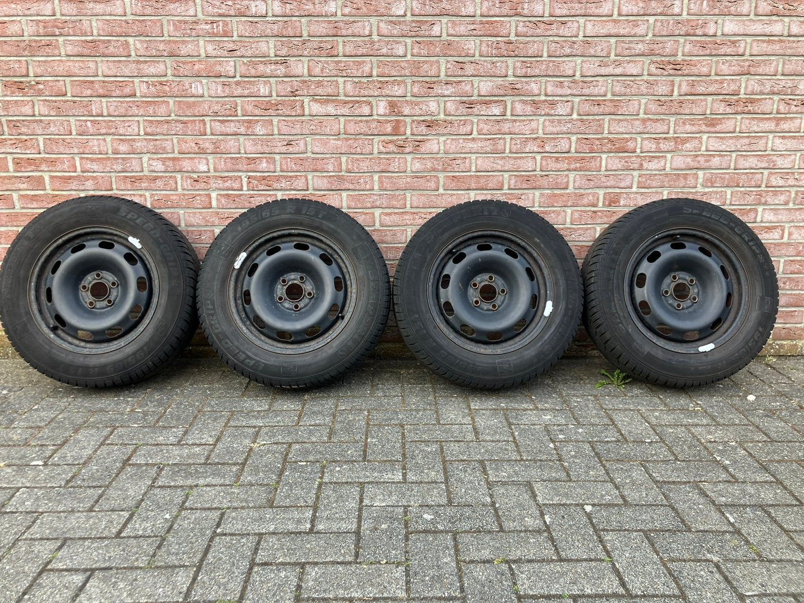 Semperit Speed-Grip winterbanden 195/65 R 15 T, Auto-onderdelen, Ophalen, 15 inch, Banden en Velgen, Winterbanden
