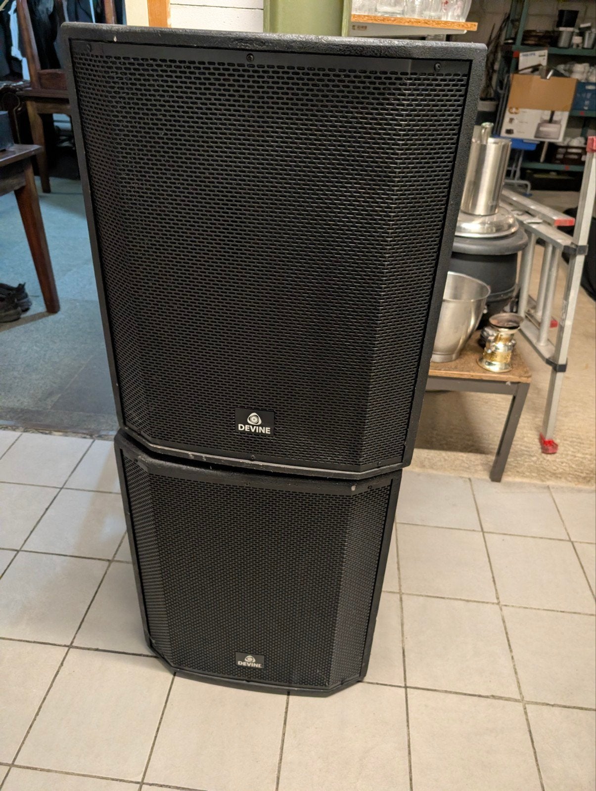 Devine Artis 15A MKII Speakerset met Subwoofers, Audio, Tv en Foto, Overige merken, Gebruikt, Speakerset, Bluetooth