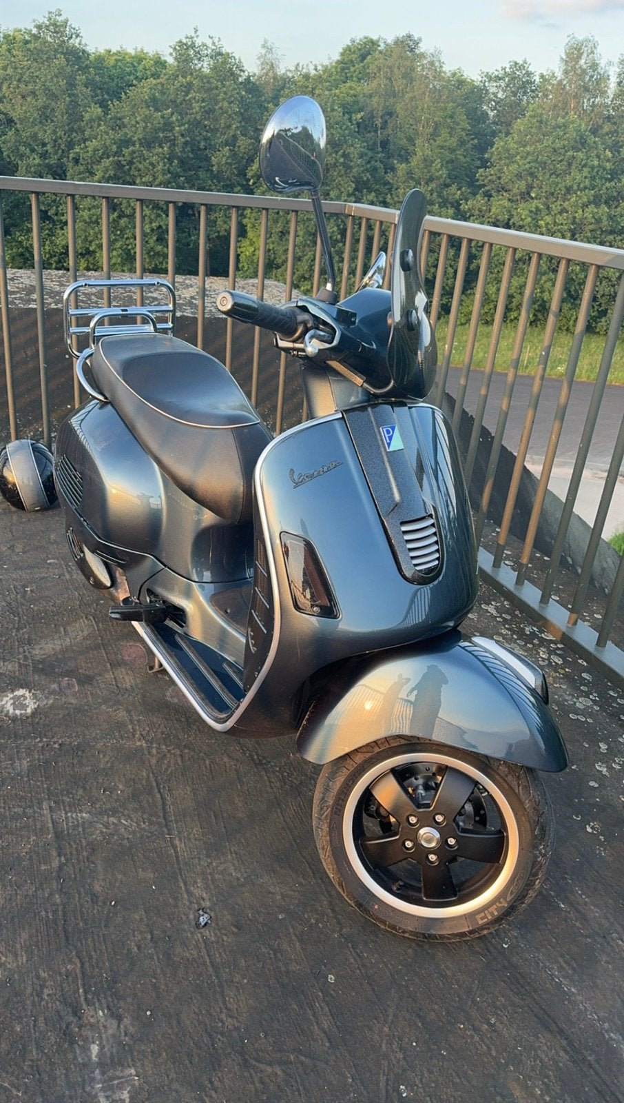 Vespa GTS 300, Overige modellen, 300 cc, Ophalen of Verzenden, Zo goed als nieuw