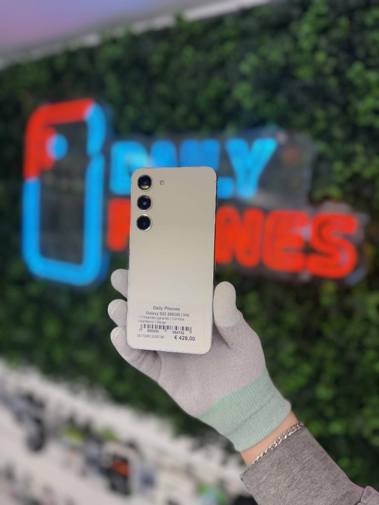 Zo goed als nieuw Samsung Galaxy S23 256GB, Ophalen of Verzenden, Zo goed als nieuw