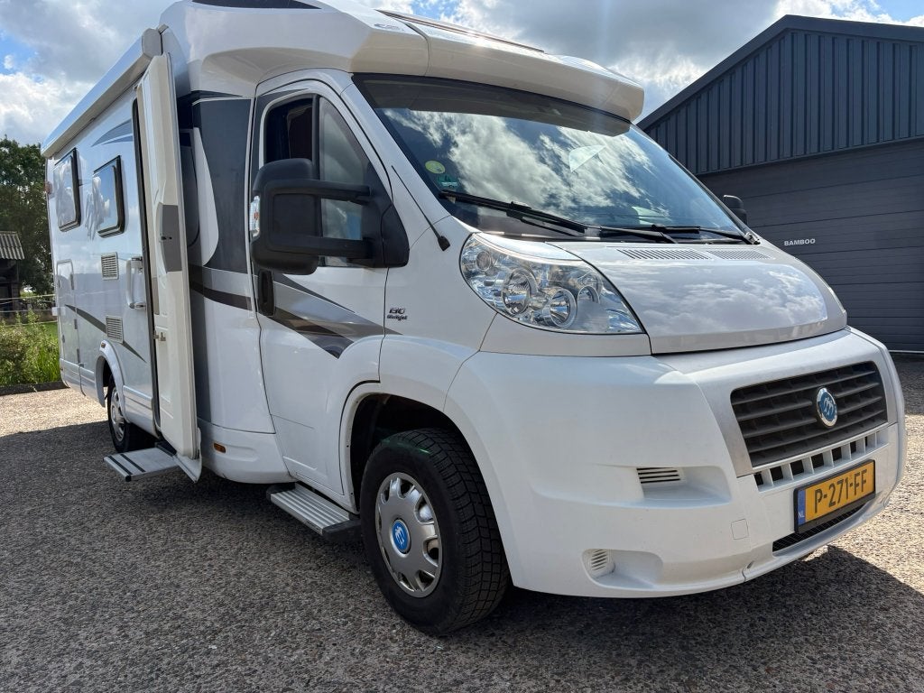 Knaus Sky TI 650 | Luchtvering| Enkele bedden | Grote Garage, Ringverwarming, Fiat, Luifel, Particulier