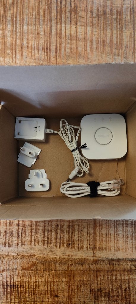 Philips Hue Bridge – compleet met voeding en ethernetkabel, Ophalen, Zo goed als nieuw, Philips Hue