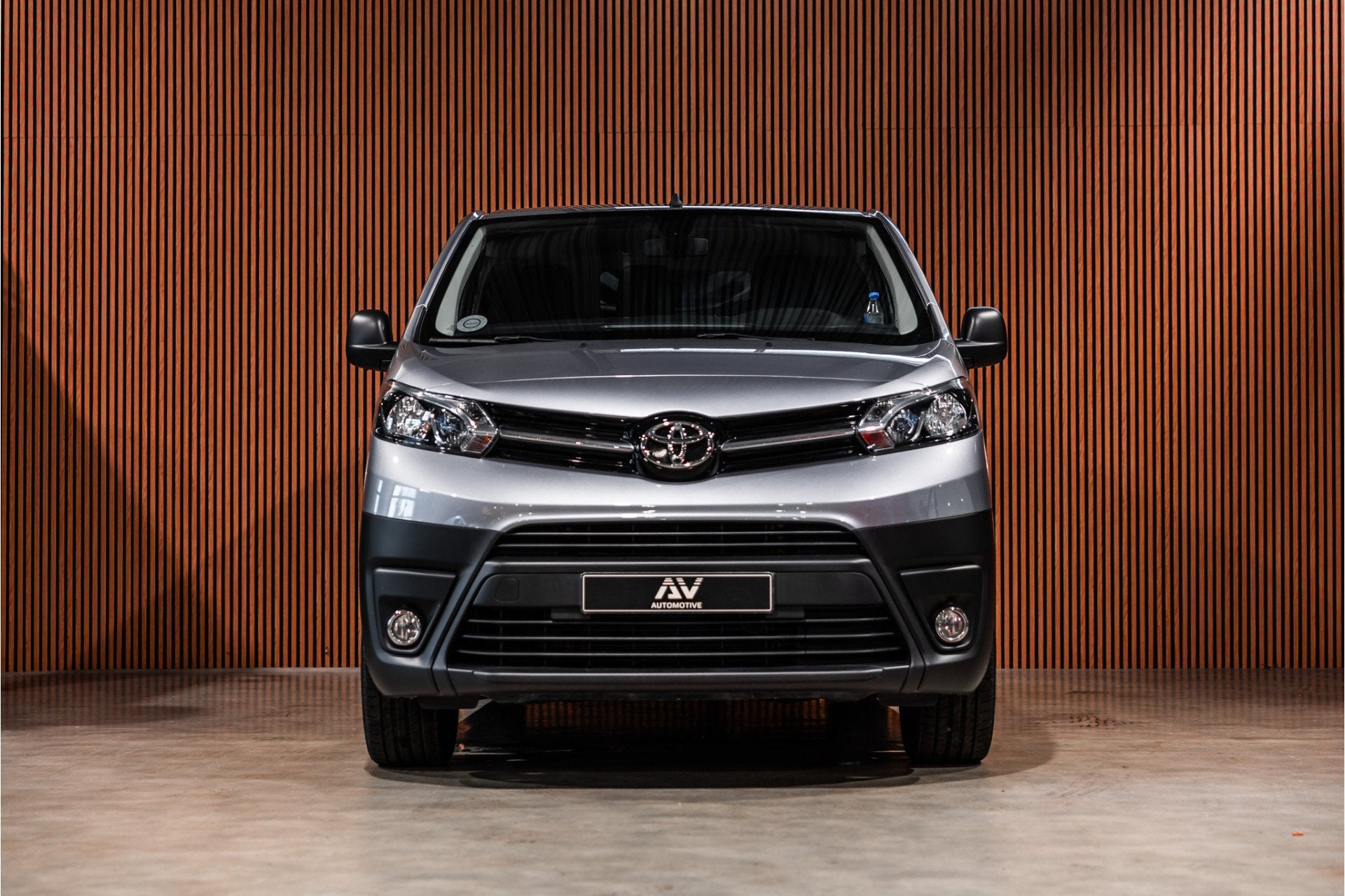 Toyota ProAce 2.0 D XL L3H1 | Standkachel | Camera | CarPlay, 145 pk, Stof, Zwart, 4 cilinders