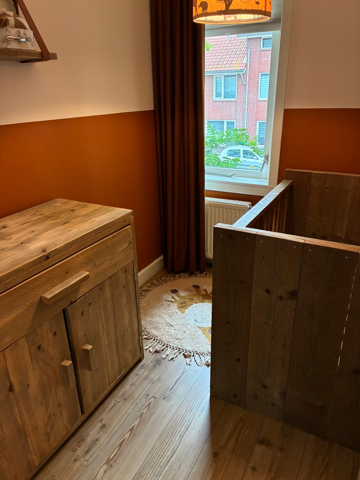 Steigerhouten ledikant en commode, Ophalen, Gebruikt, Jongetje of Meisje