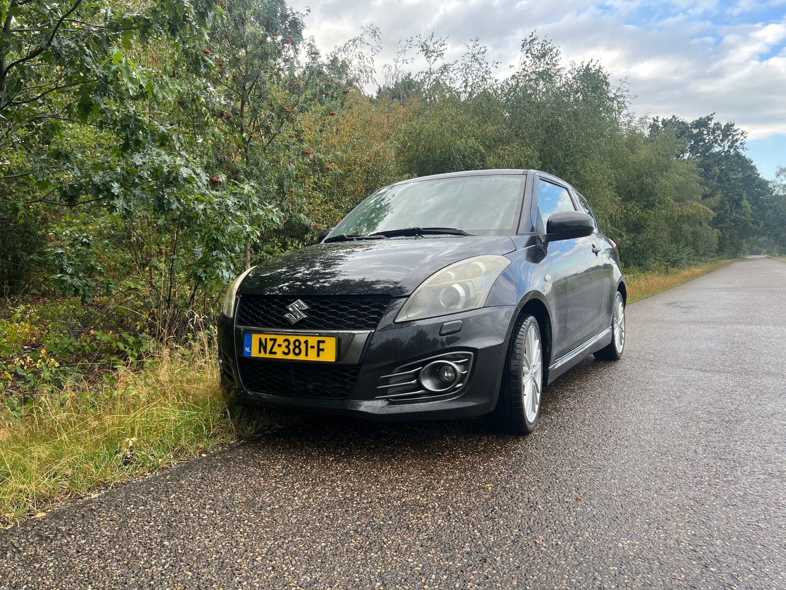 Suzuki Swift 1.6 3D Sport 2012 Zwart, Auto's, Suzuki, Particulier, Swift, Airconditioning, Bluetooth, Centrale vergrendeling, Climate control