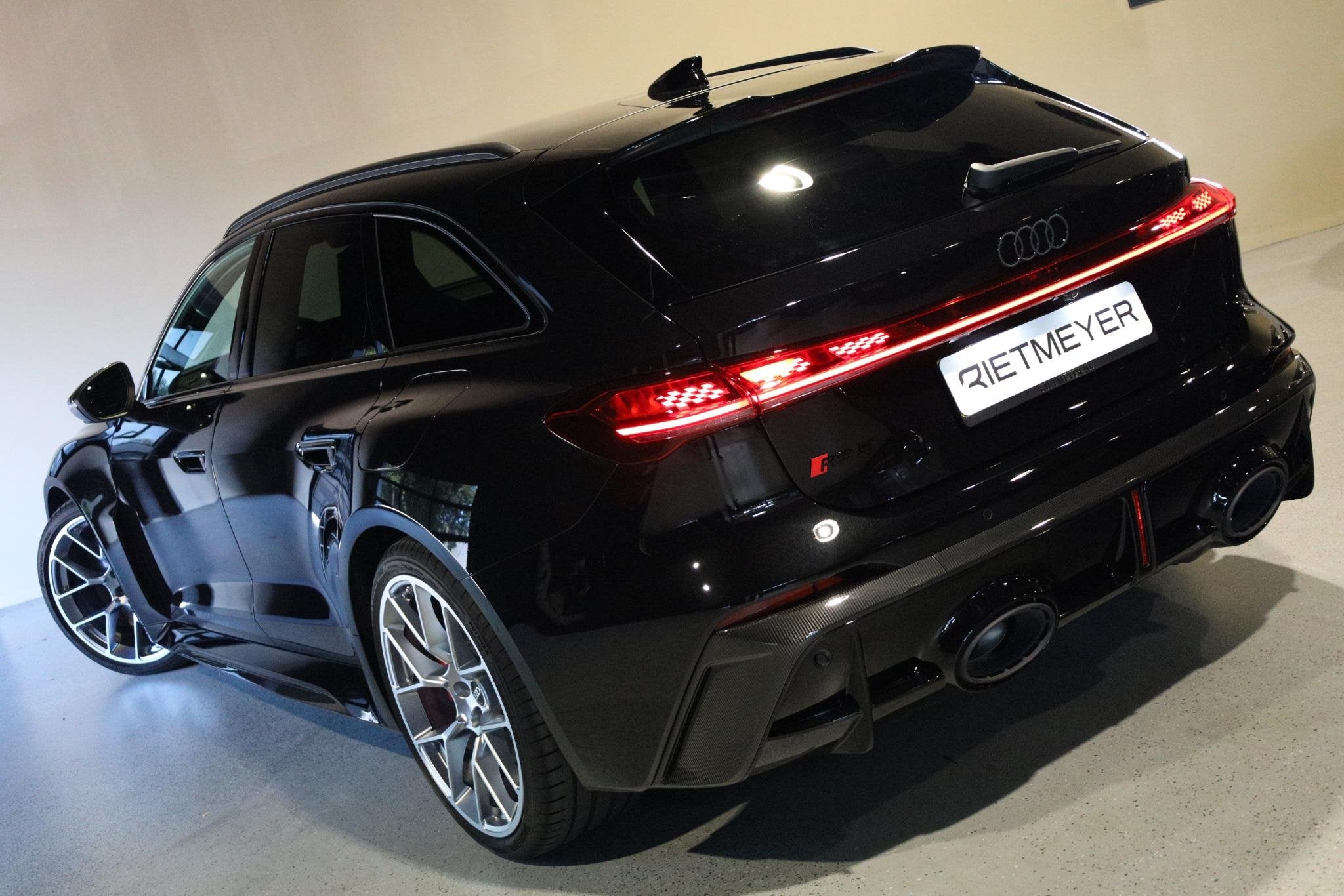 Audi A5 Avant RS 5 e-hybrid quattro |Ceramic |Bang & Olufsen, Automaat, 12 maanden, Gebruikt, Euro 6